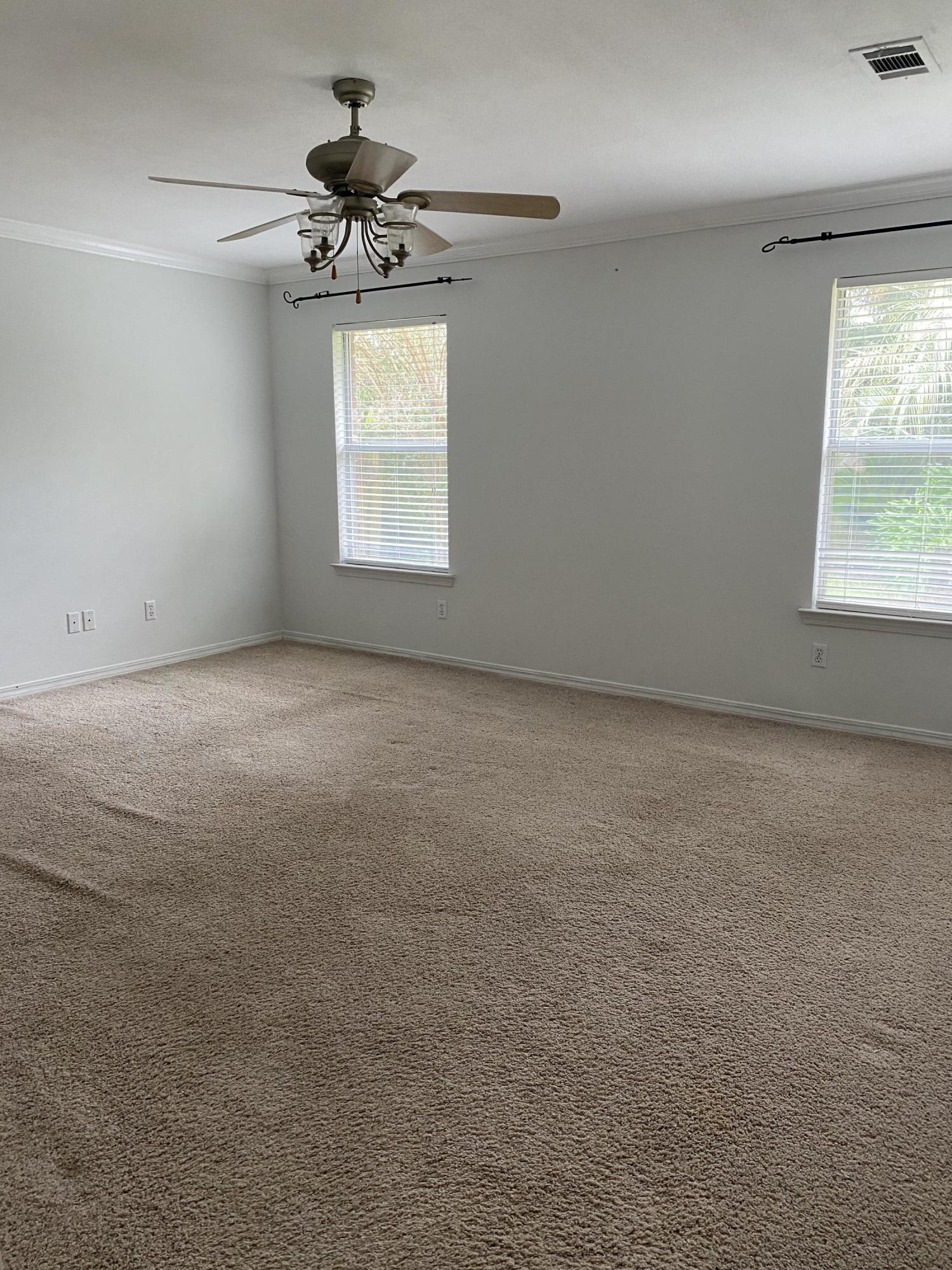 SANDY BEACH ESTATES - Residential Lease