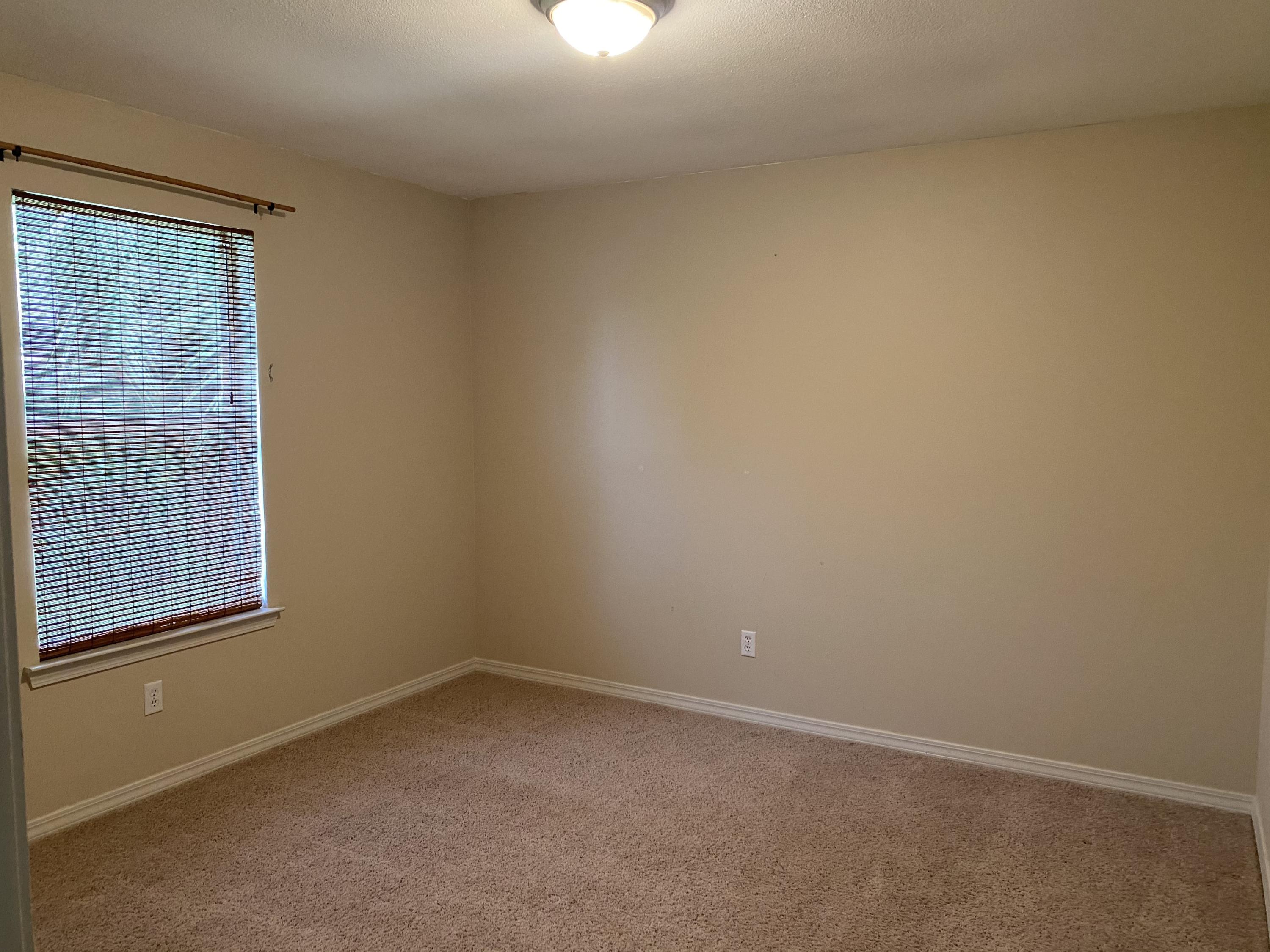 SANDY BEACH ESTATES - Residential Lease
