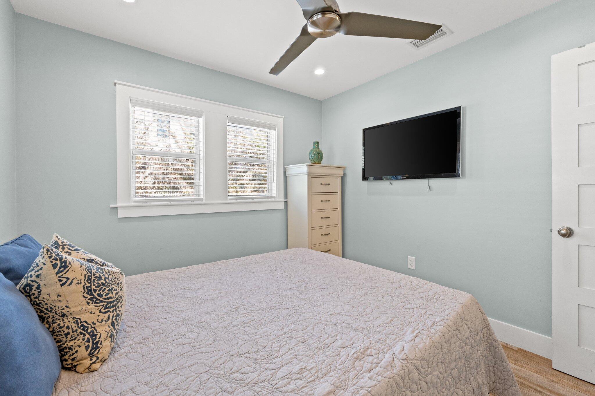 SEAGROVE 1ST ADDN - Residential