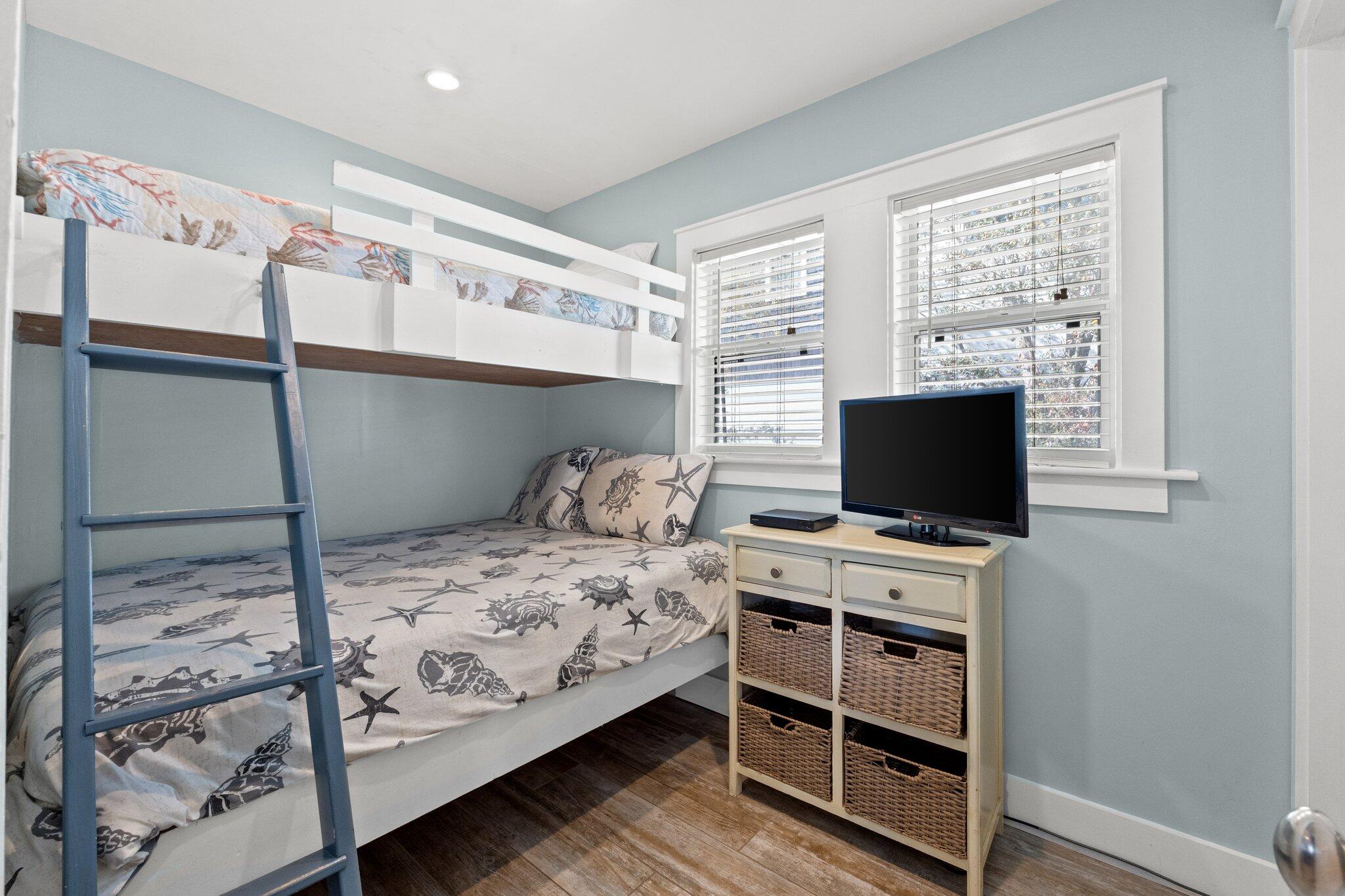 SEAGROVE 1ST ADDN - Residential