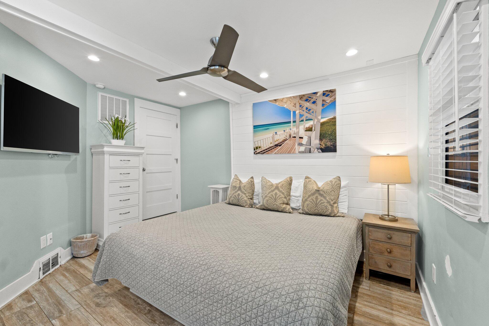 SEAGROVE 1ST ADDN - Residential
