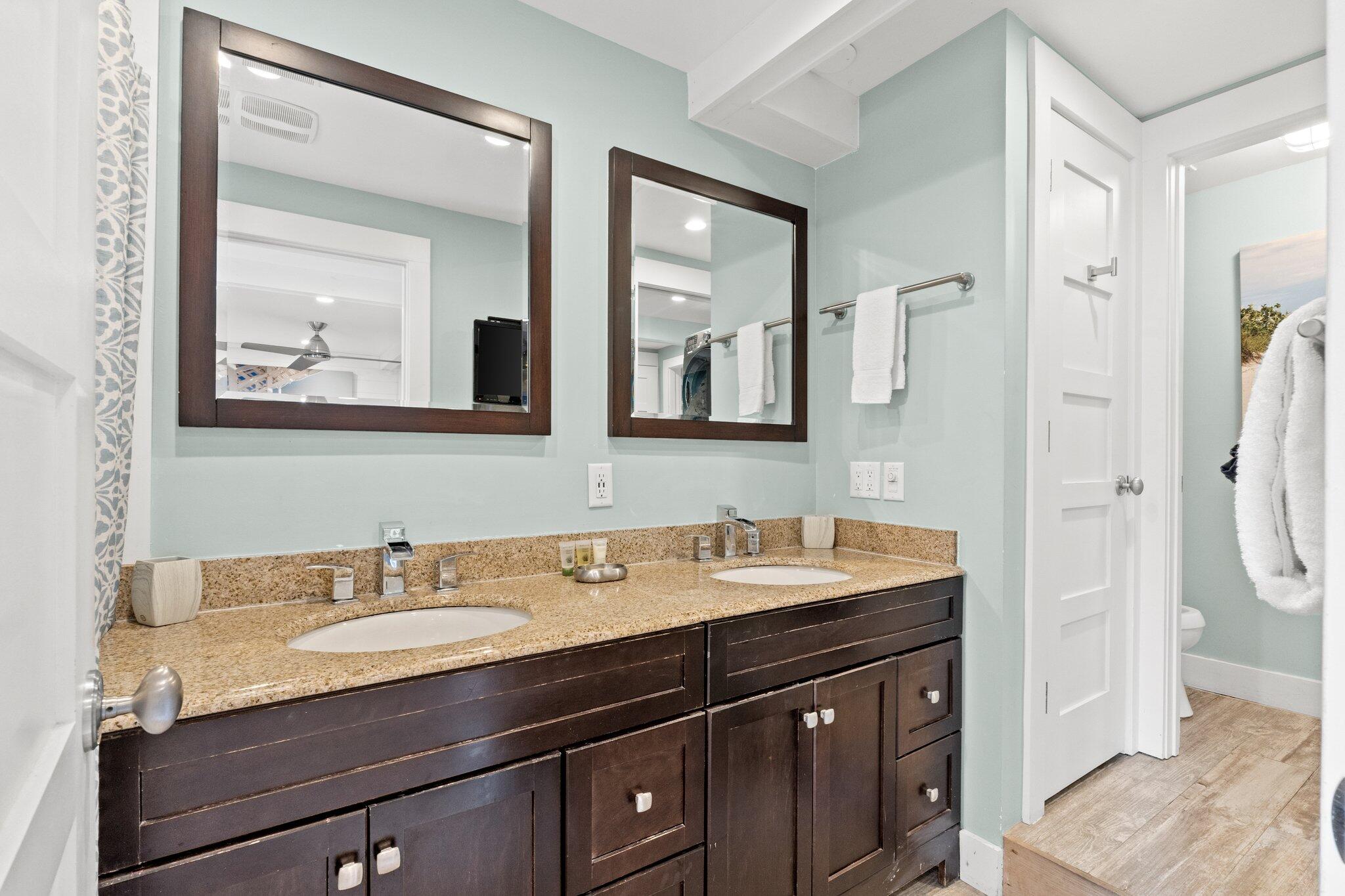 SEAGROVE 1ST ADDN - Residential