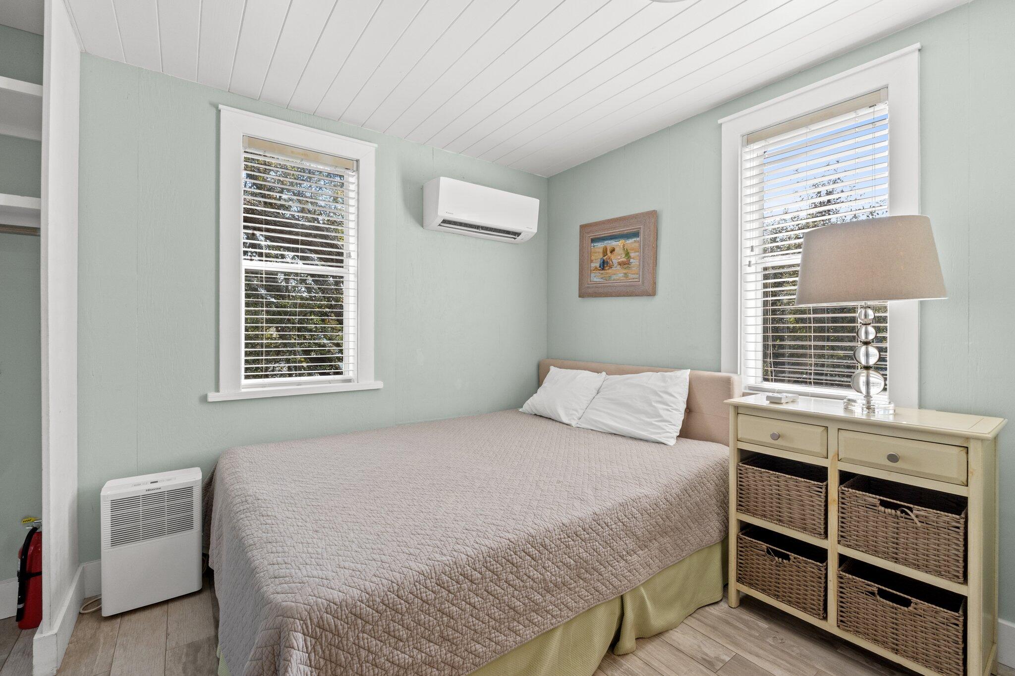 SEAGROVE 1ST ADDN - Residential