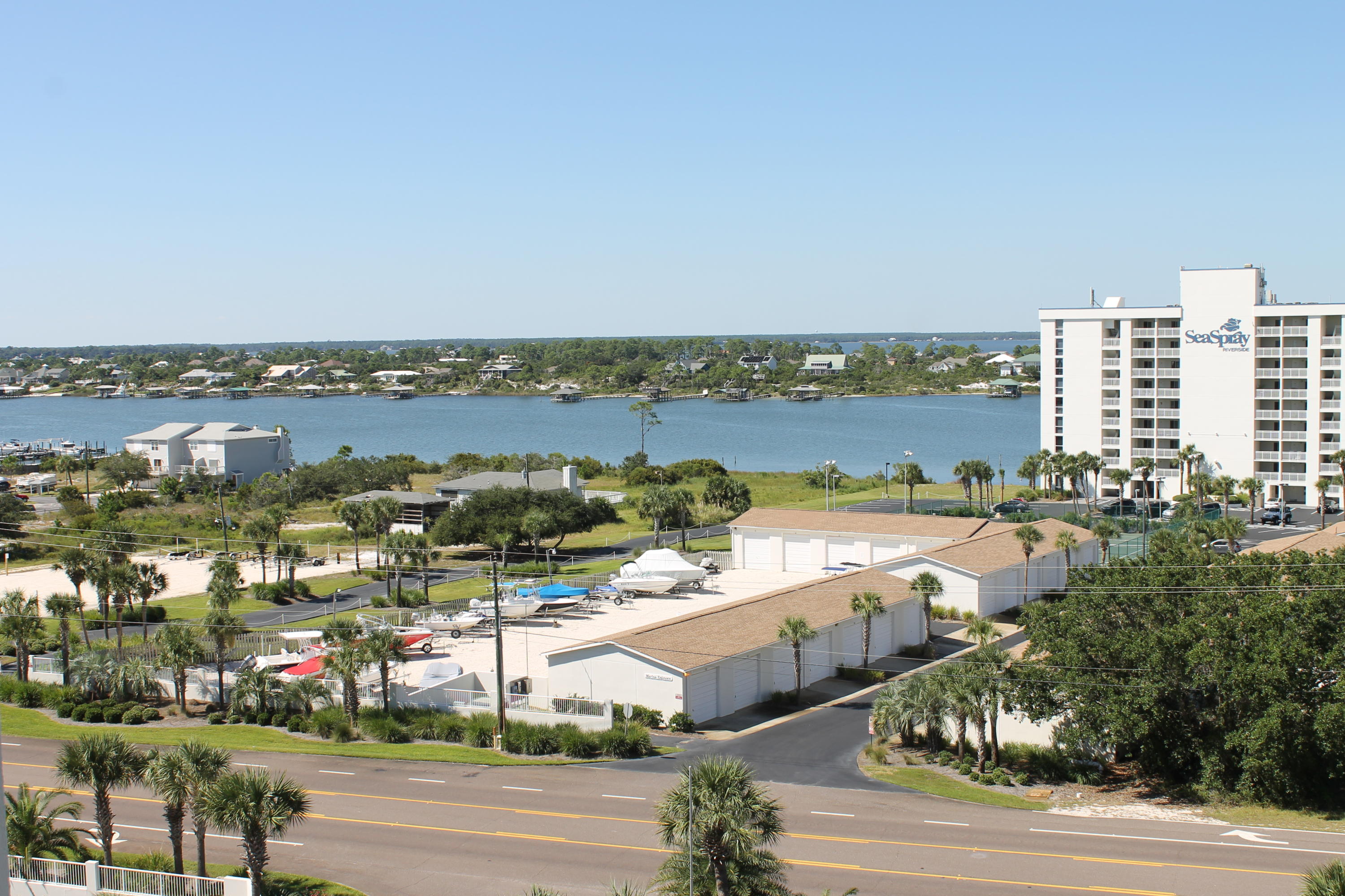SEASPRAY CONDO - Residential