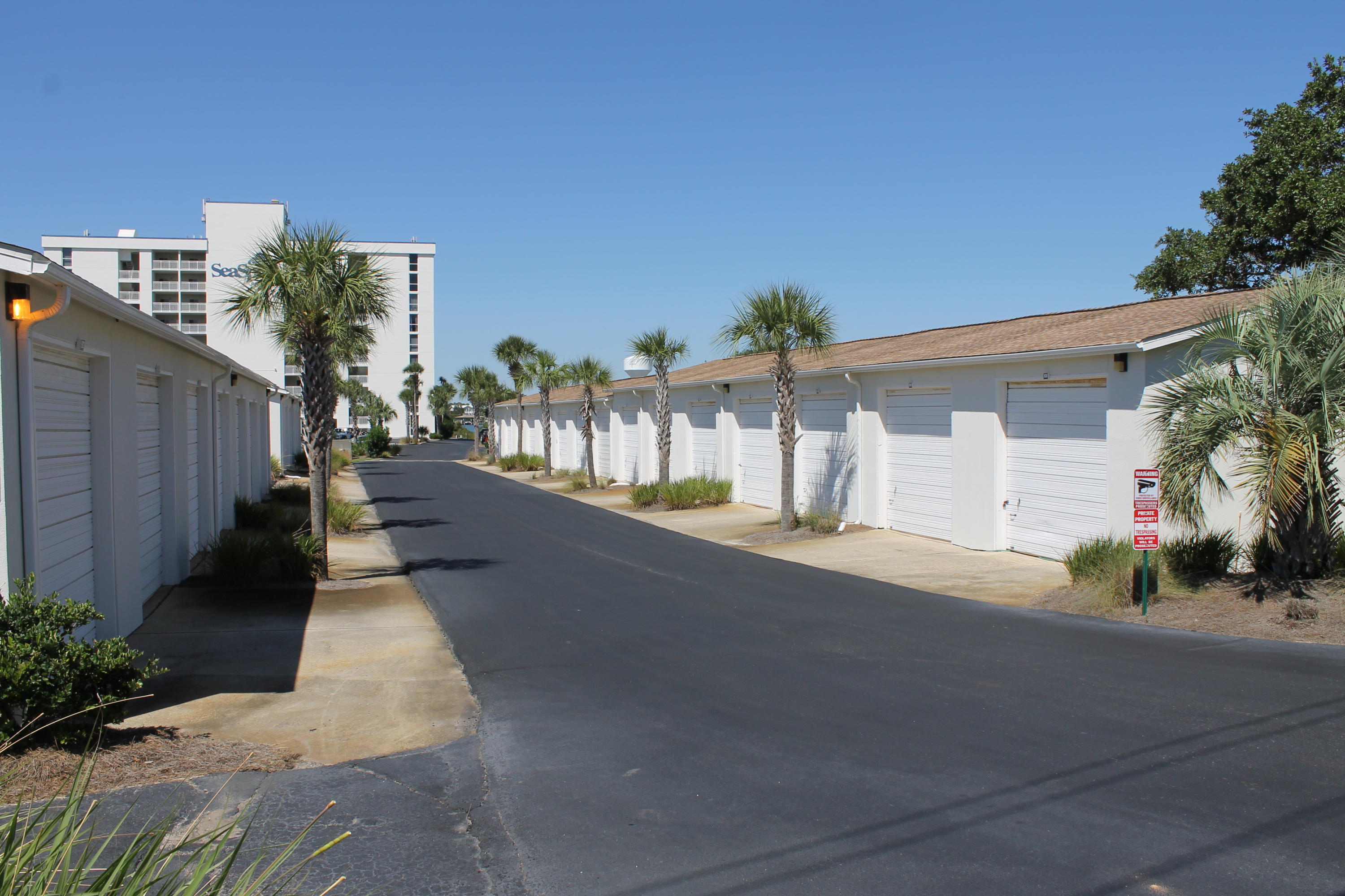 SEASPRAY CONDO - Residential