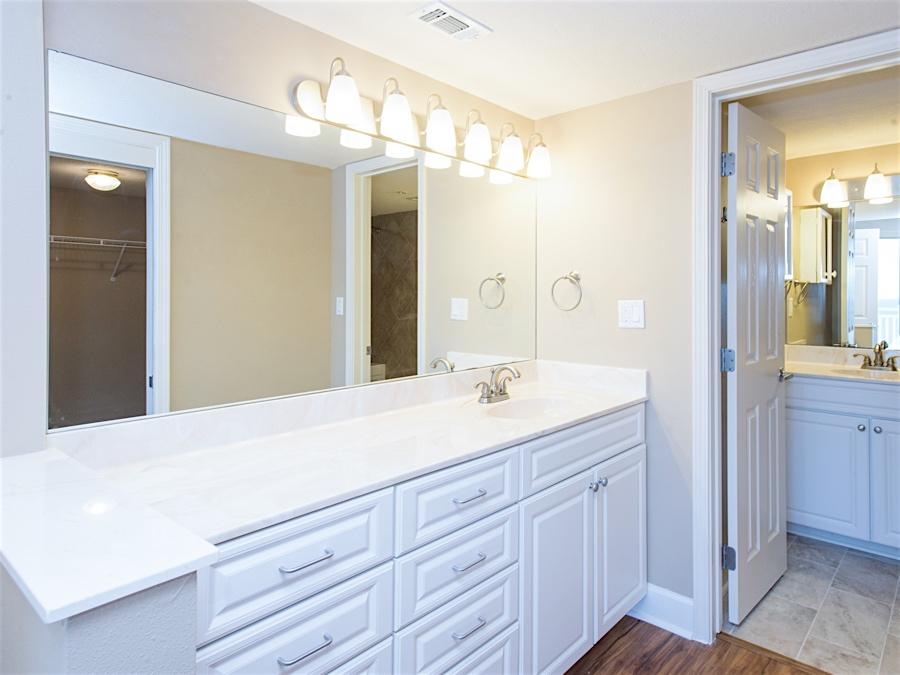 SEASPRAY CONDO - Residential
