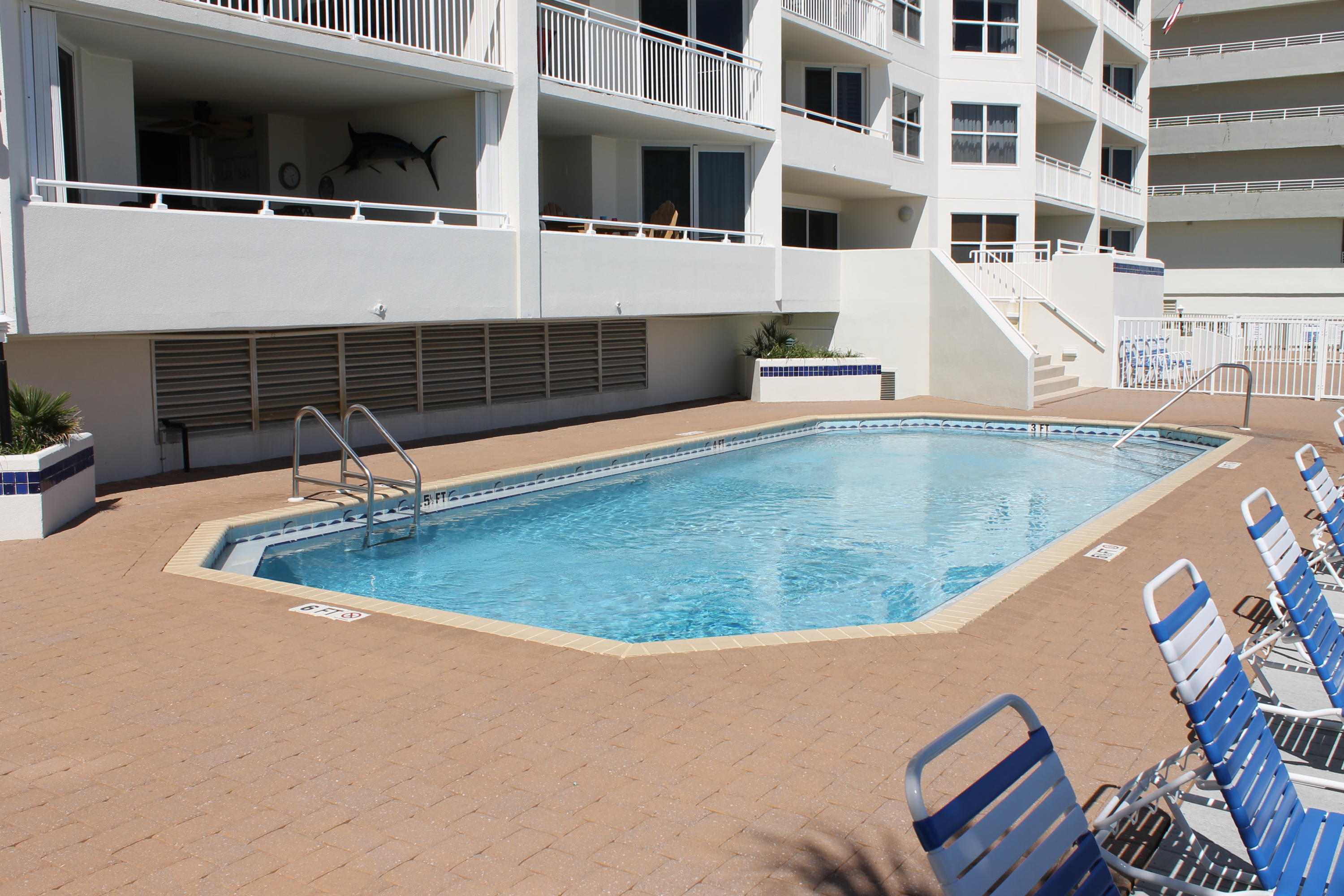 SEASPRAY CONDO - Residential