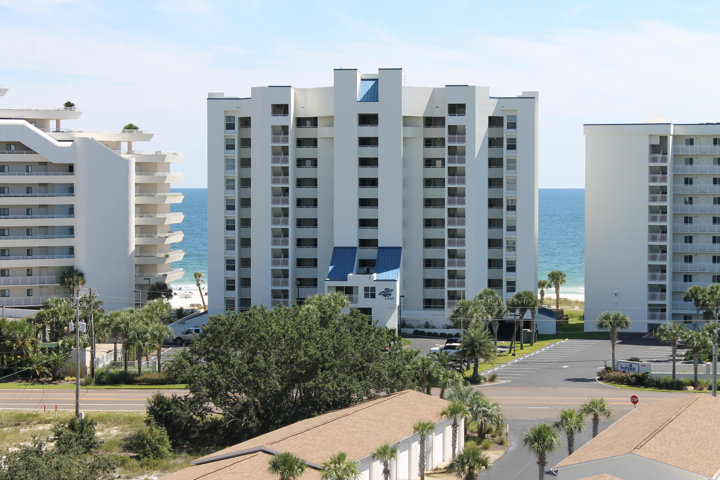 SEASPRAY CONDO - Residential