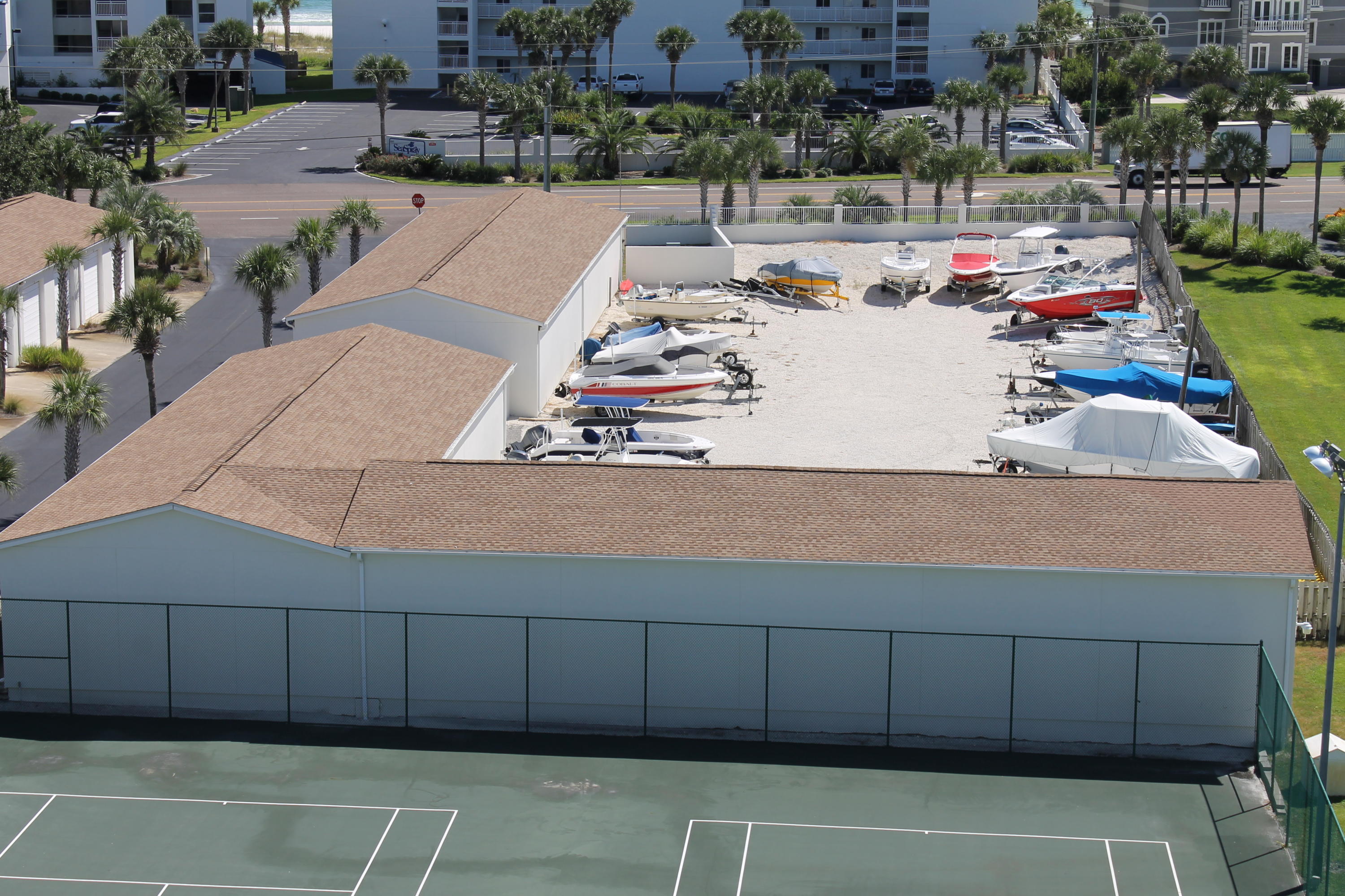 SEASPRAY CONDO - Residential