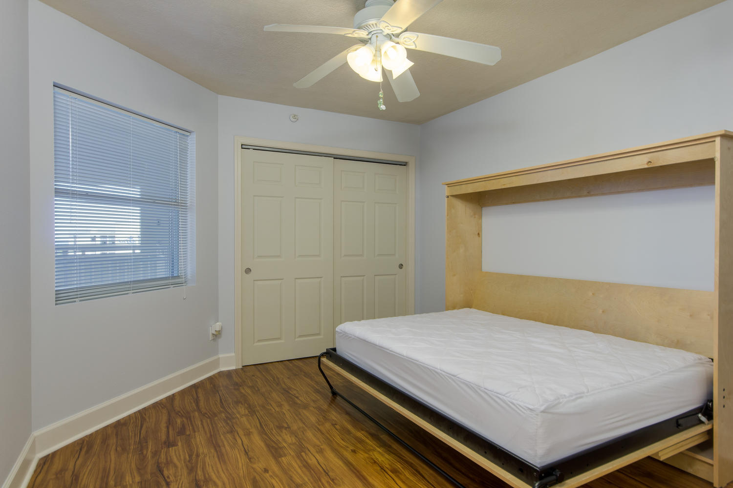 SEASPRAY CONDO - Residential