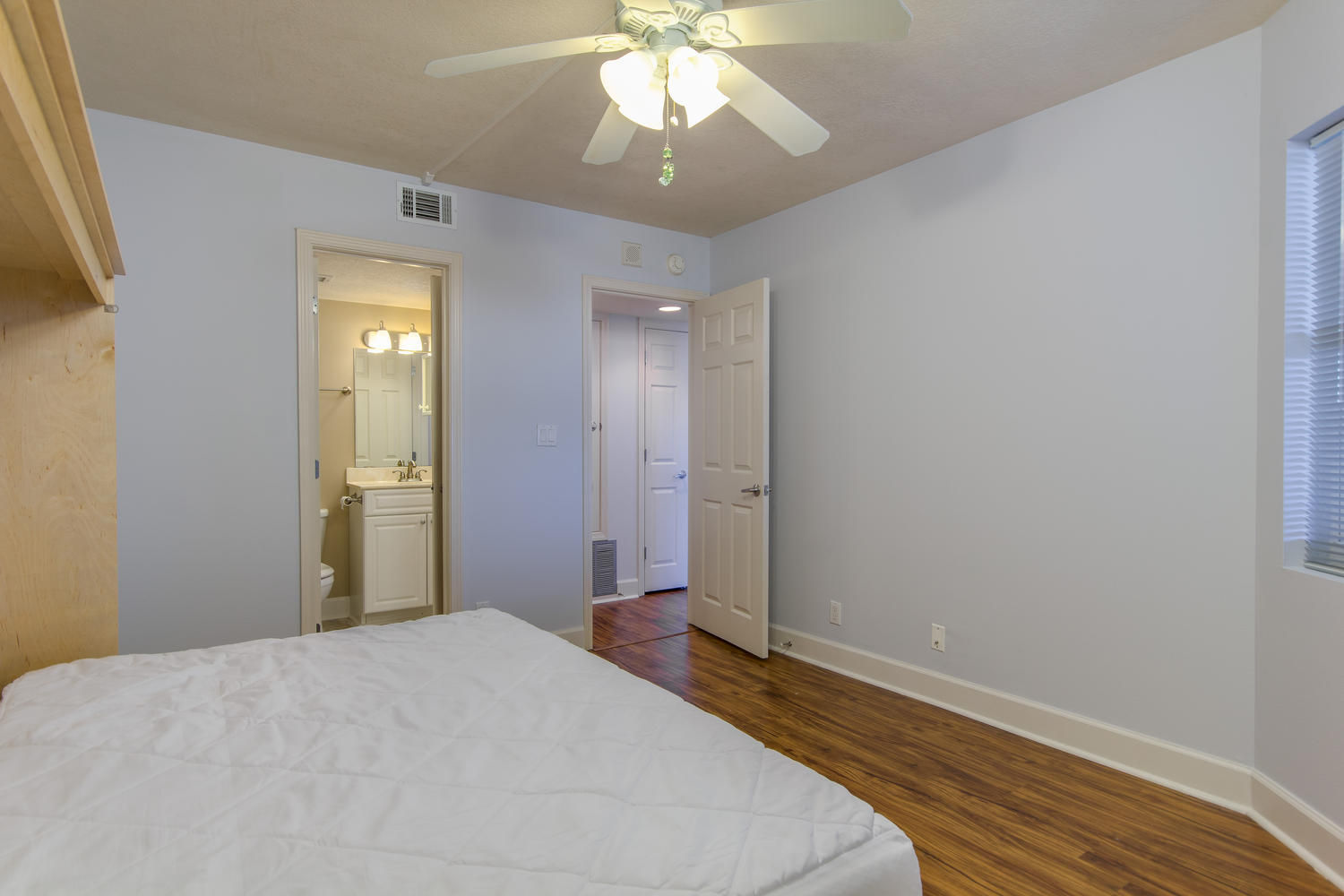SEASPRAY CONDO - Residential