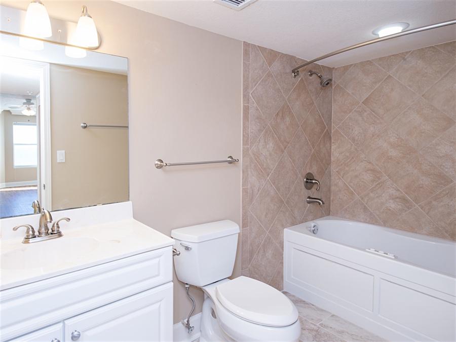 SEASPRAY CONDO - Residential