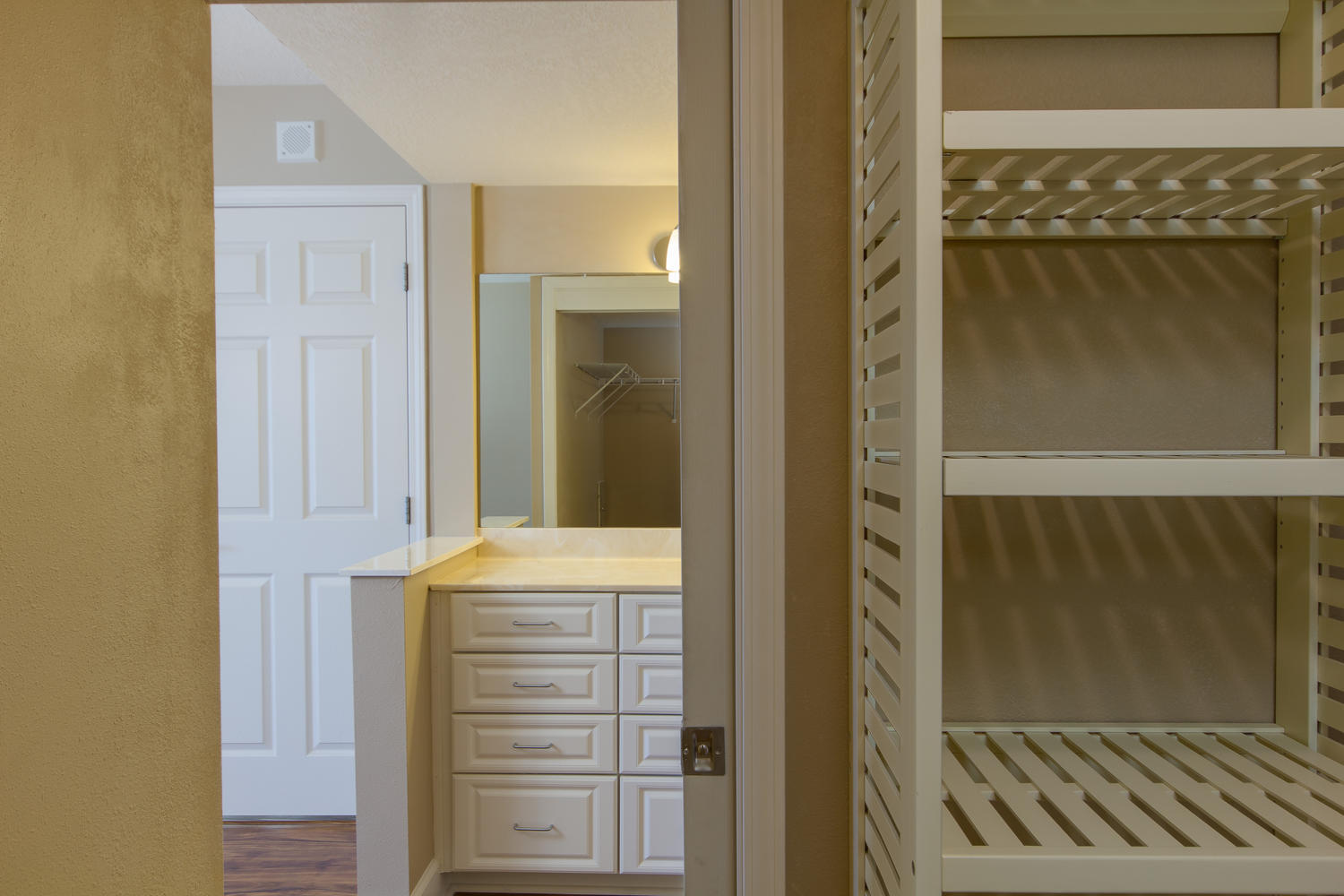 SEASPRAY CONDO - Residential