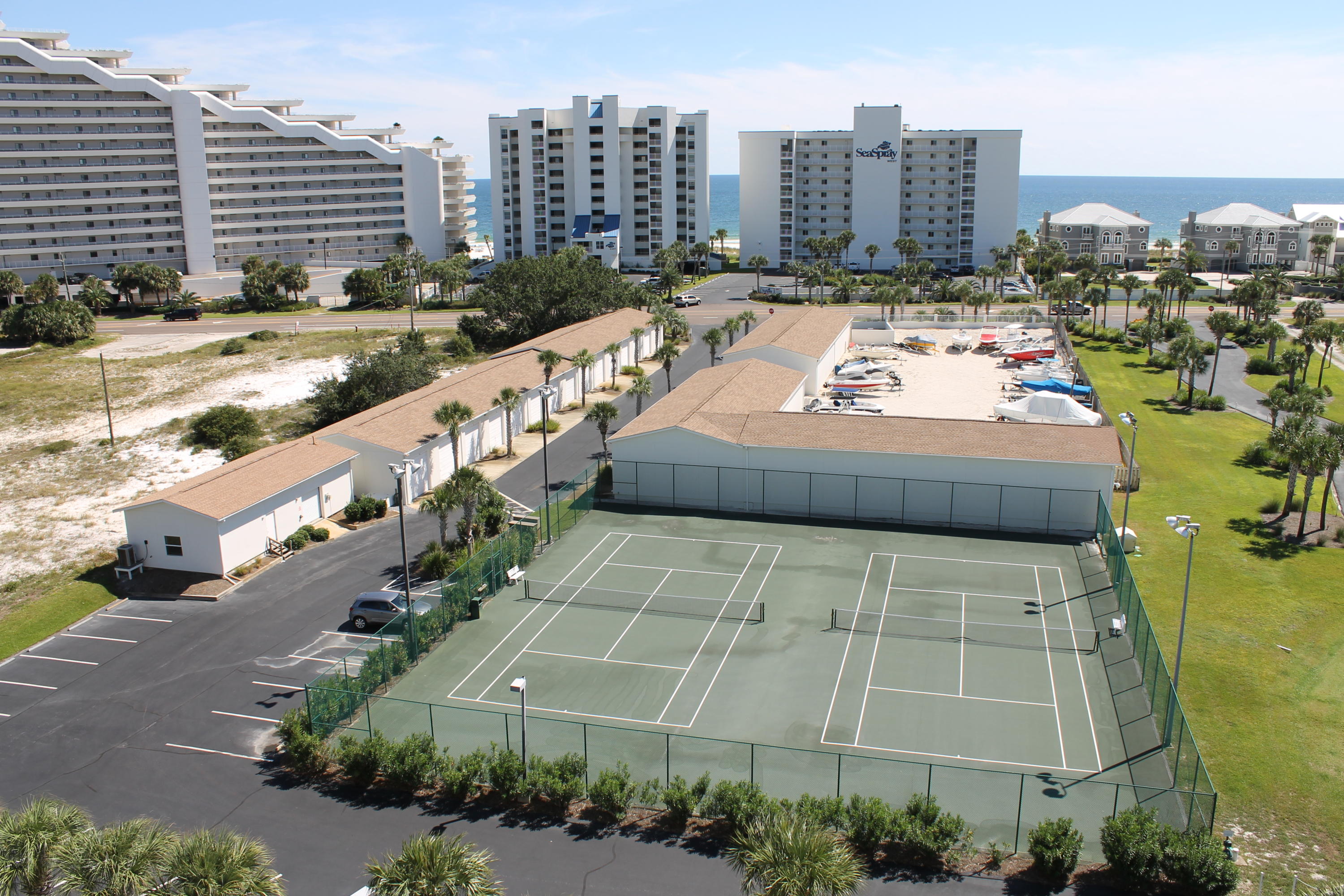 SEASPRAY CONDO - Residential