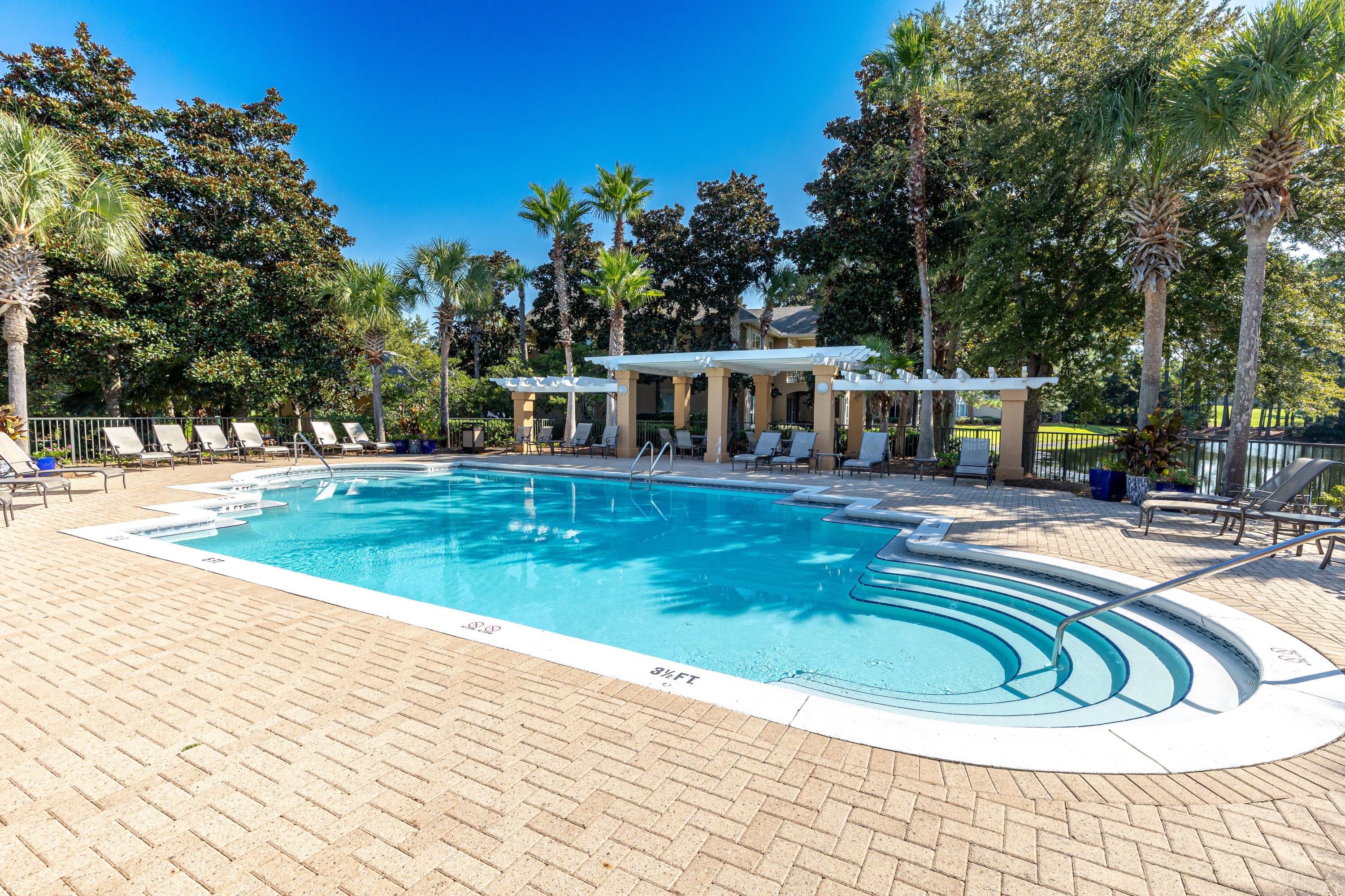 TURNBERRY VILLAS CONDO - Residential