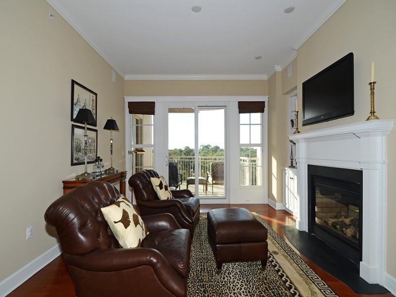 ONE WATER PLACE AT KELLY PLANTATION - Residential Lease