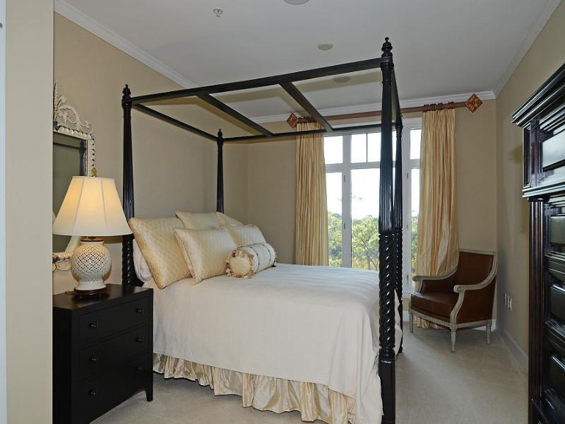 ONE WATER PLACE AT KELLY PLANTATION - Residential Lease