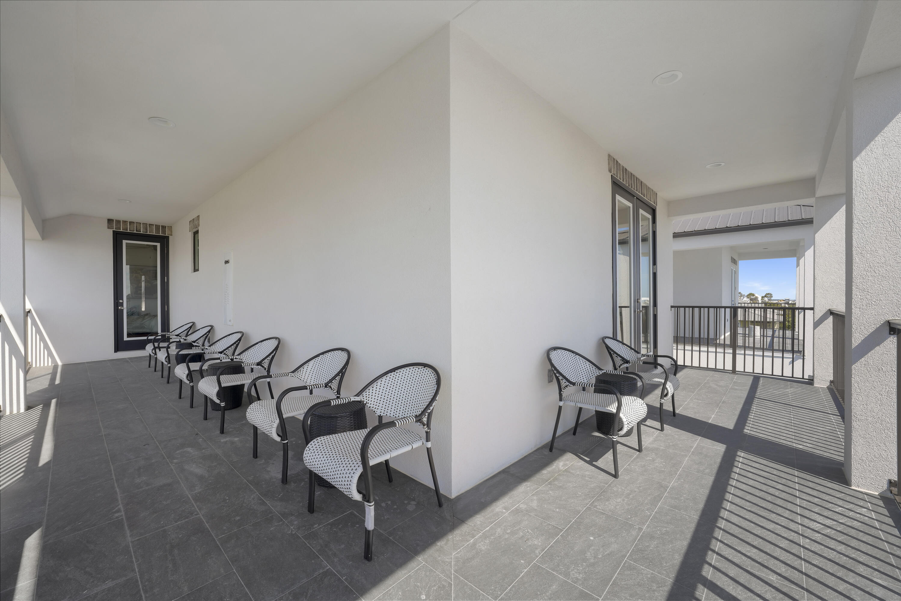 Cote D'Azur - Residential