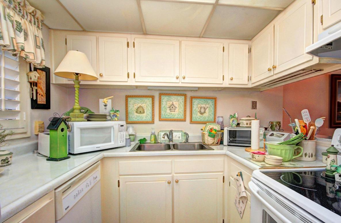 EMERALD ISLE - Residential