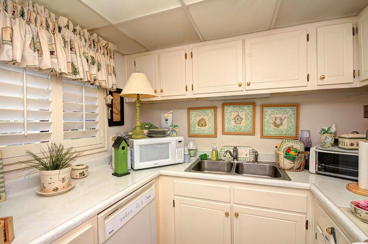 EMERALD ISLE - Residential
