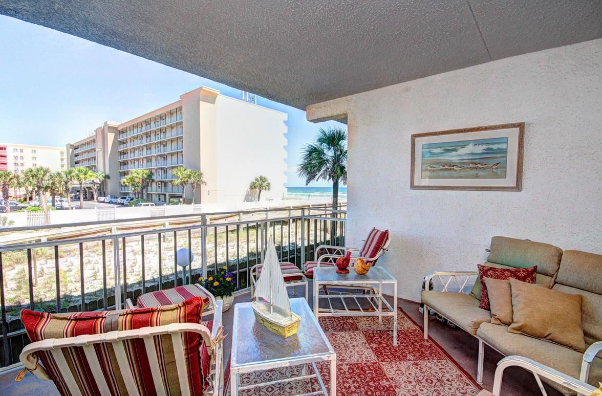 EMERALD ISLE - Residential