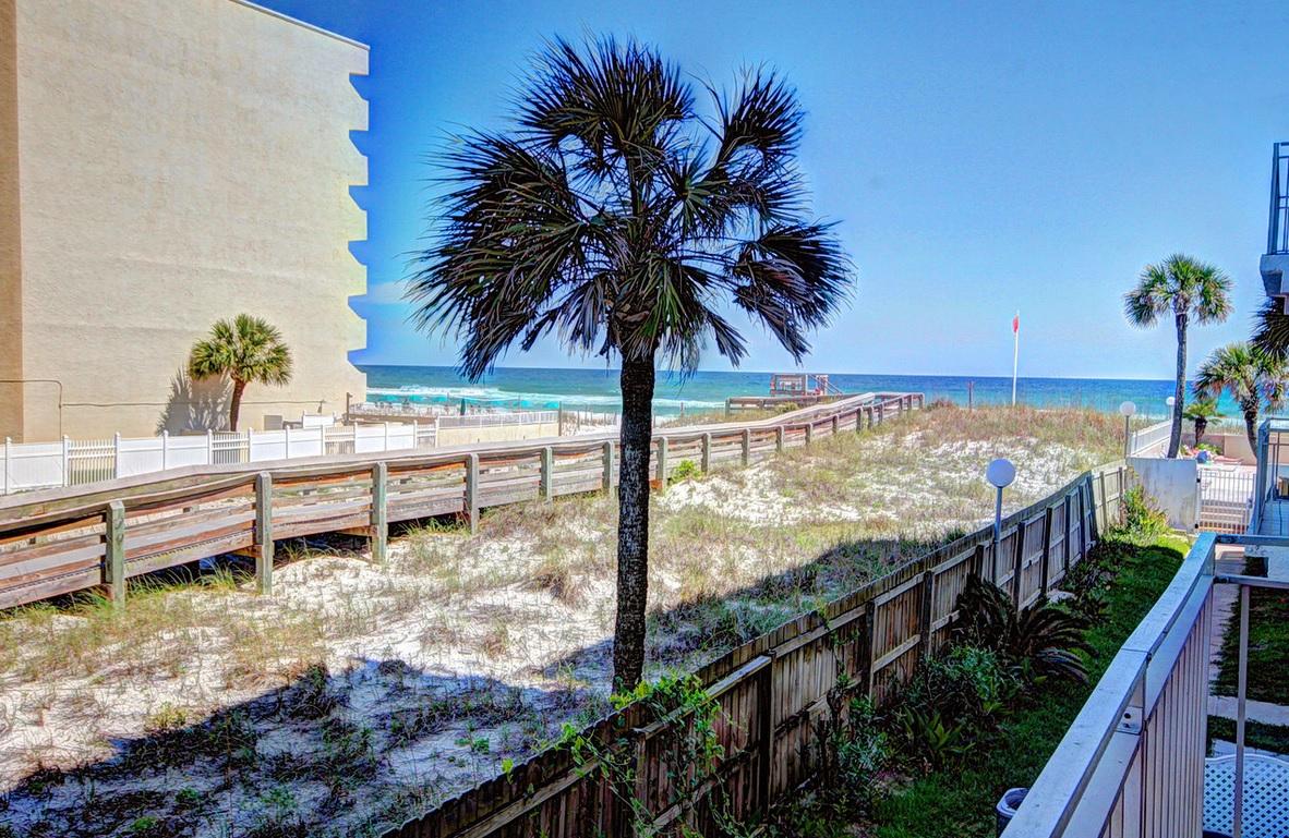 EMERALD ISLE - Residential