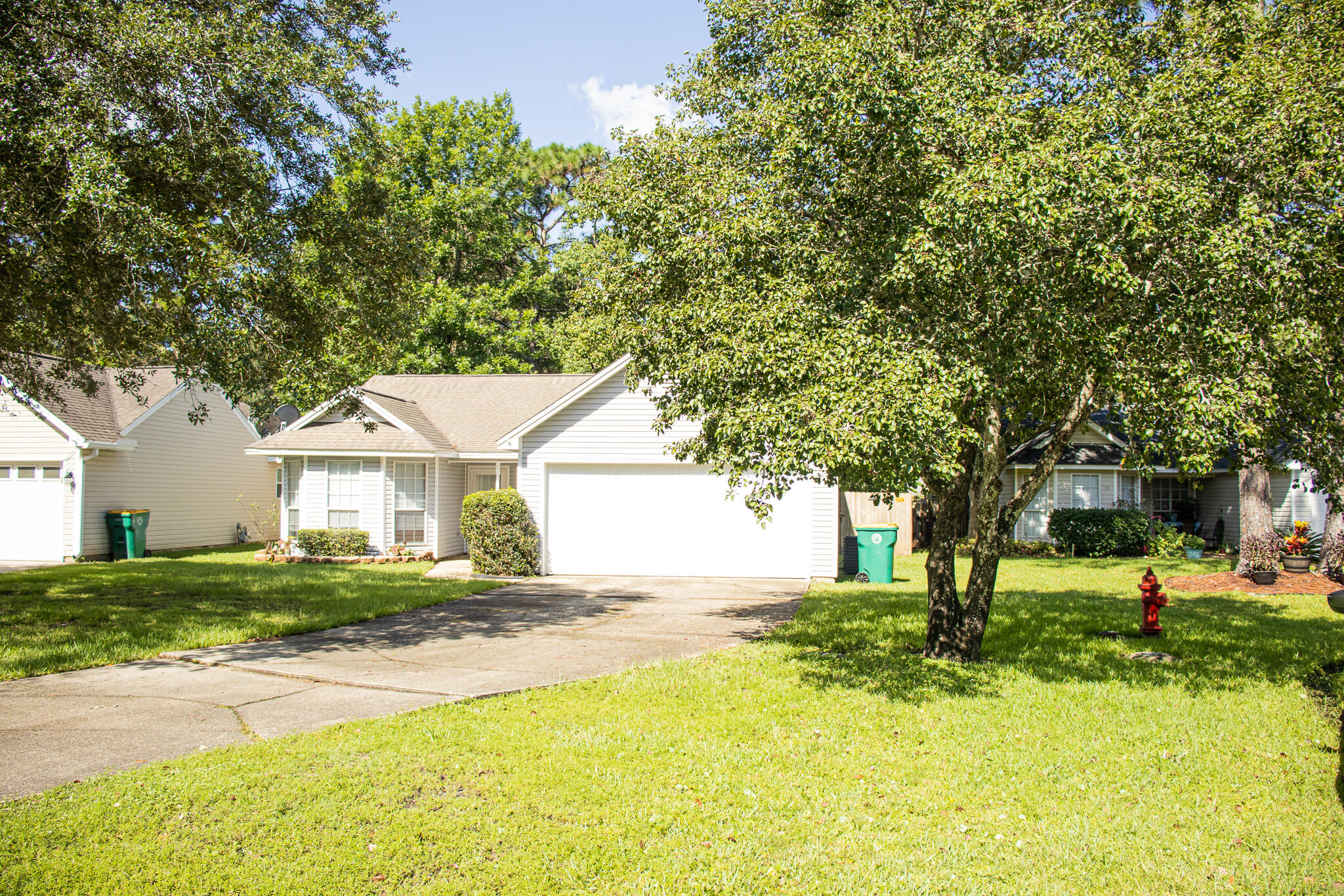 Welcome Home!  This is a perfect starter or investment home.  Centrally located between both bases, this home features a spacious living area with an electric fireplace, a kitchen with granite countertops with an eat in breakfast bar and a spacious fenced in backyard,  Also has a BRAND NEW HVAC system and HWH.   If this checks all of your boxes, schedule your showing today!  Buyer to verify all information deemed important.
