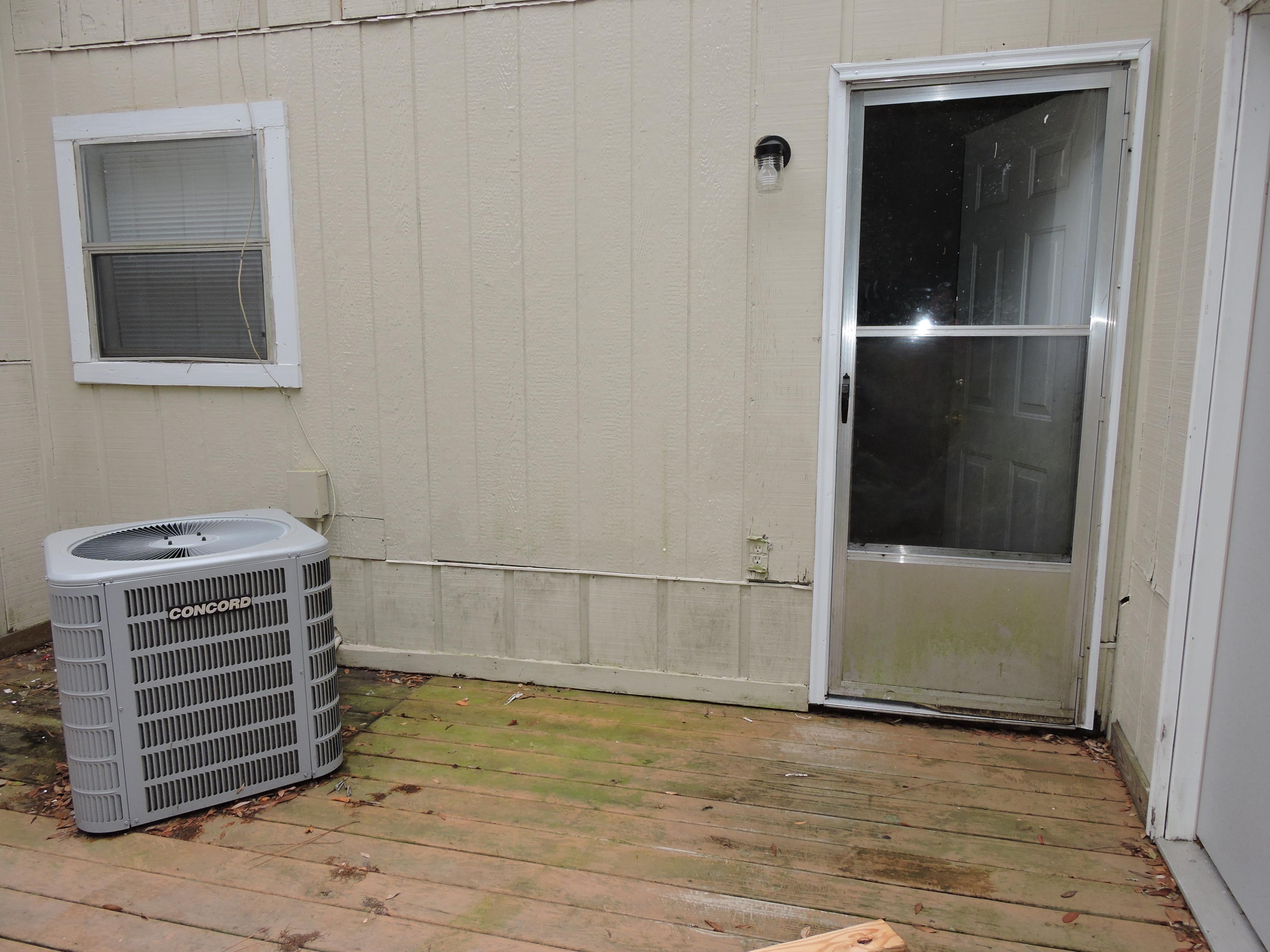 CRESTVIEW HEIGHTS - Residential Lease