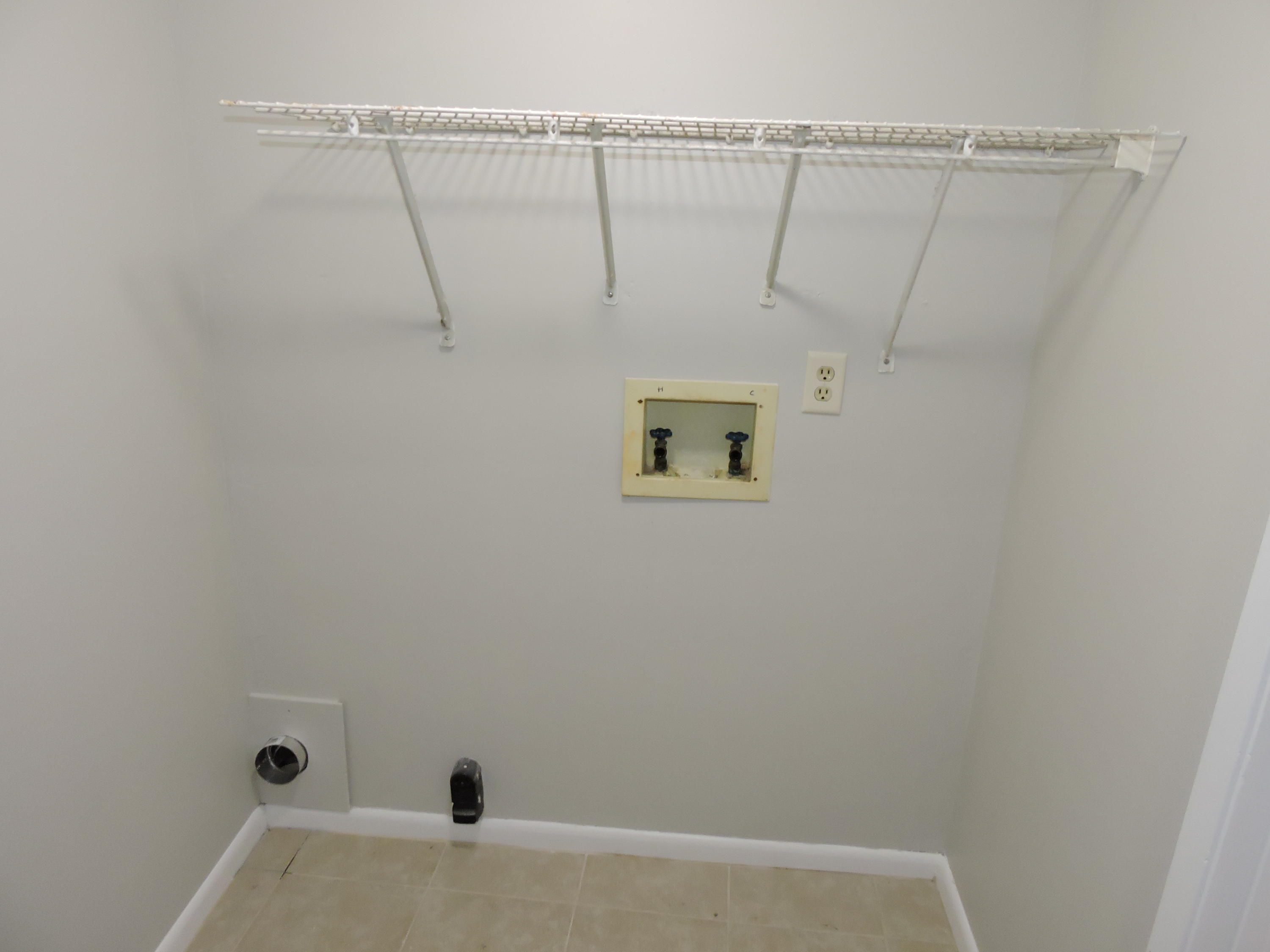 CRESTVIEW HEIGHTS - Residential Lease