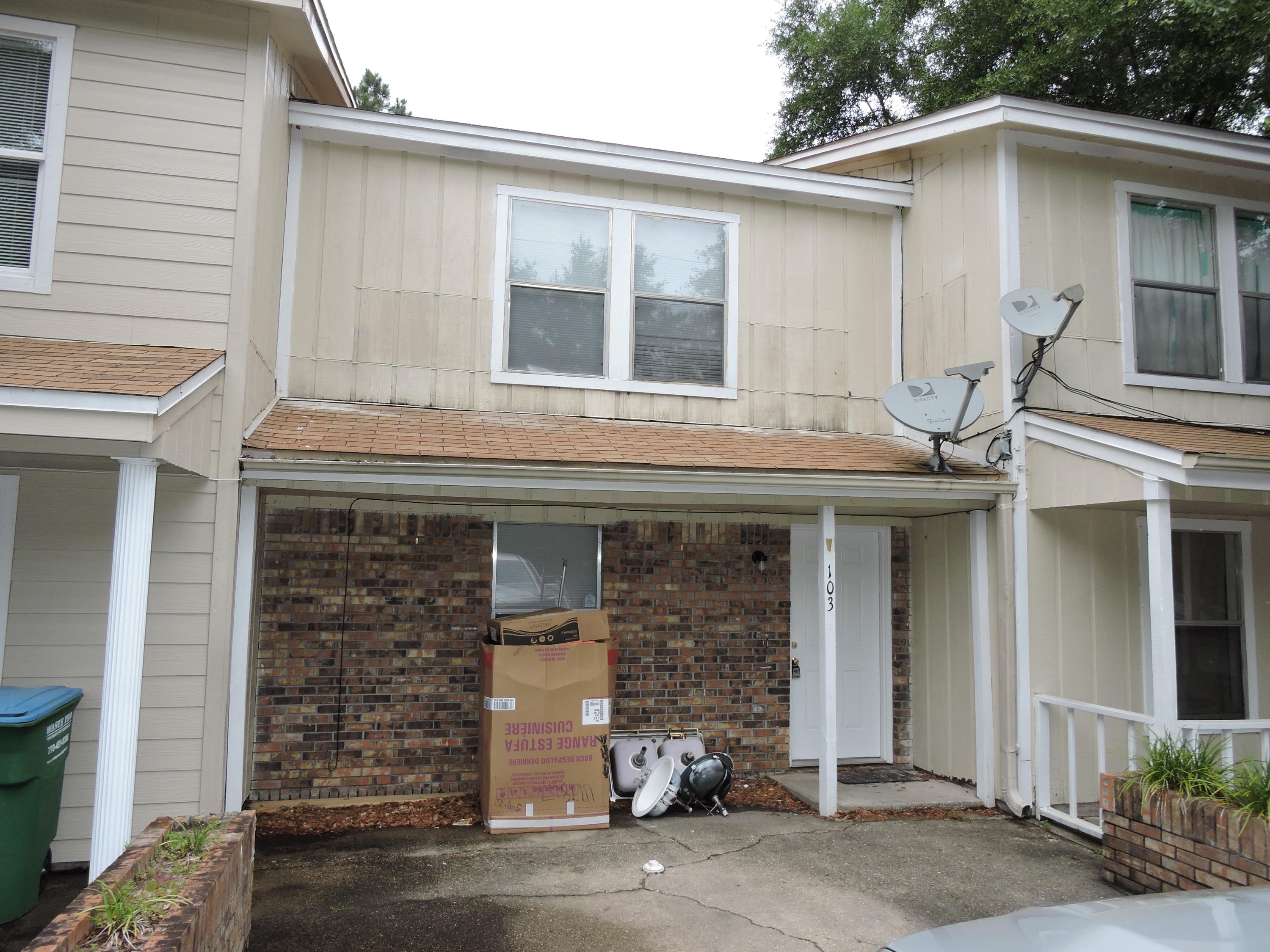 CRESTVIEW HEIGHTS - Residential Lease