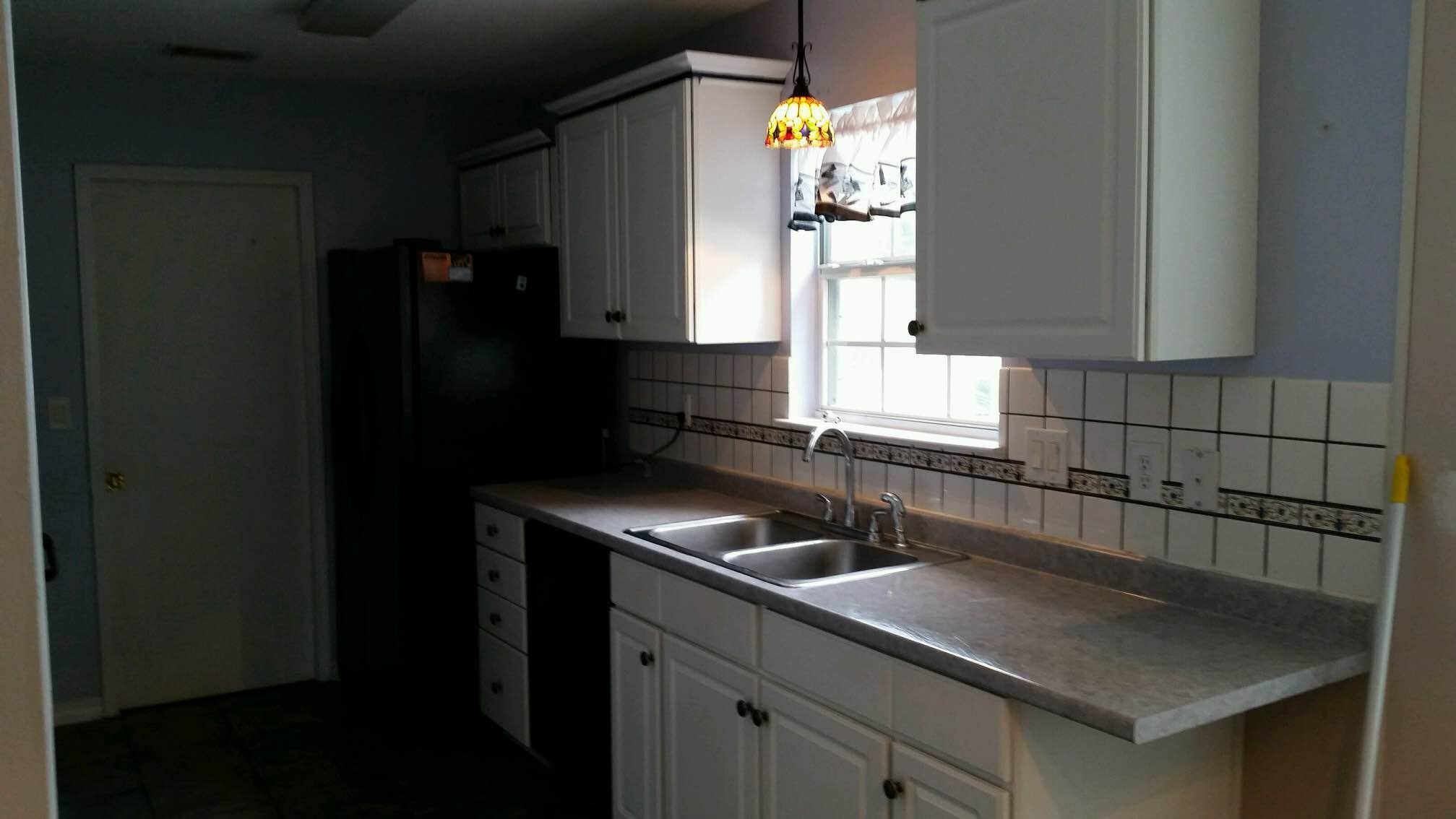 HOLLYROD PARK - Residential Lease