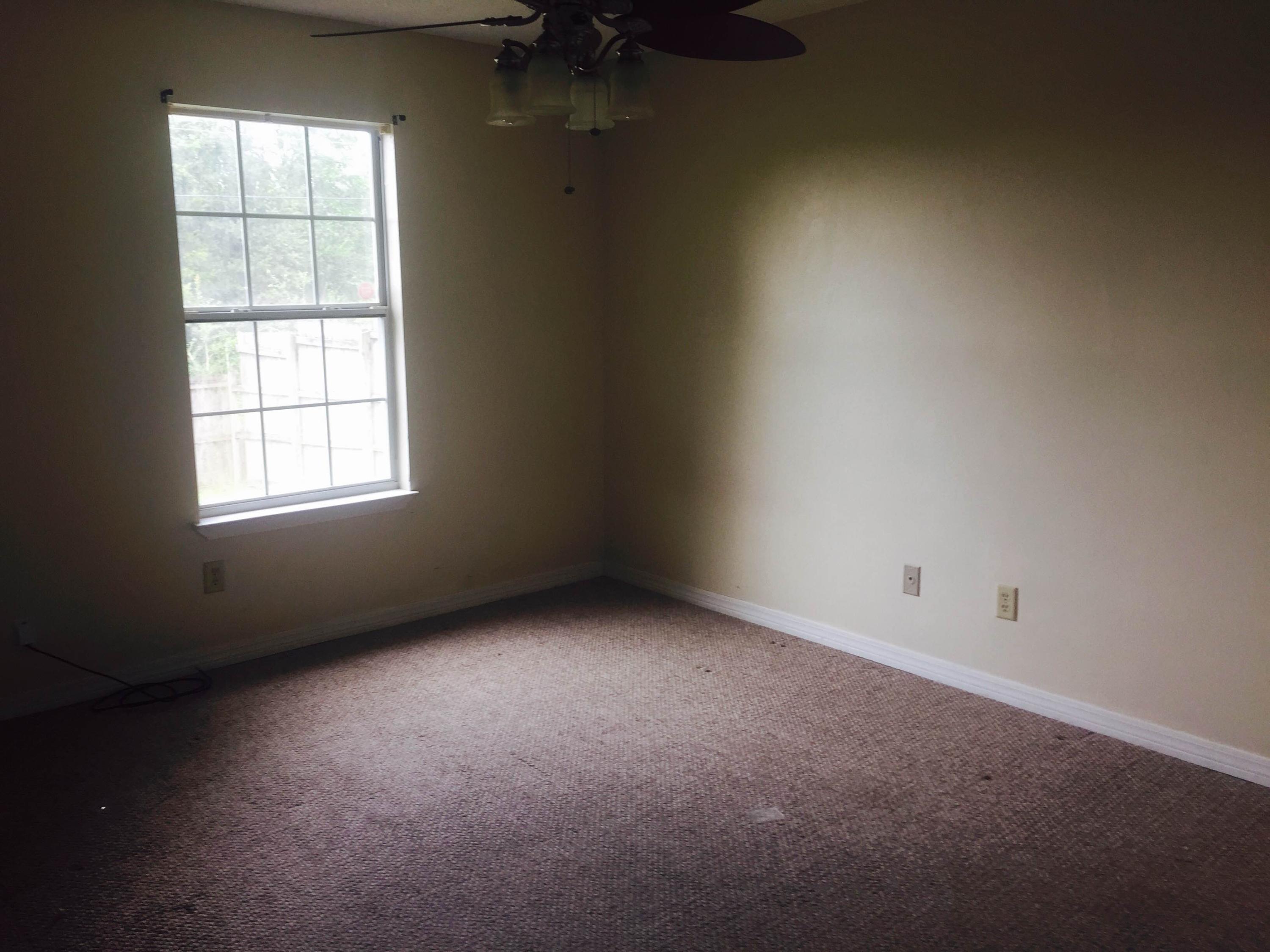 HOLLYROD PARK - Residential Lease