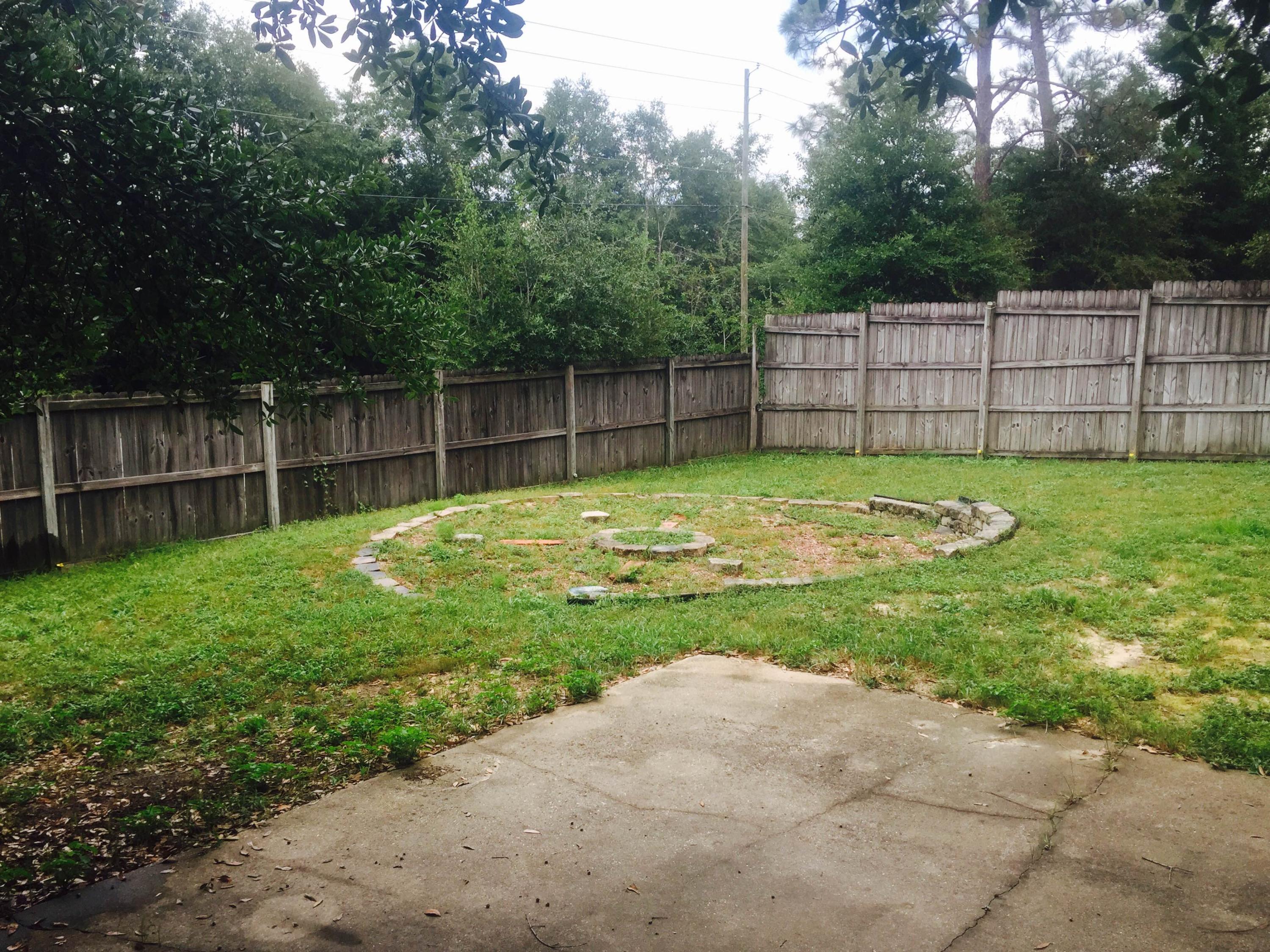 HOLLYROD PARK - Residential Lease