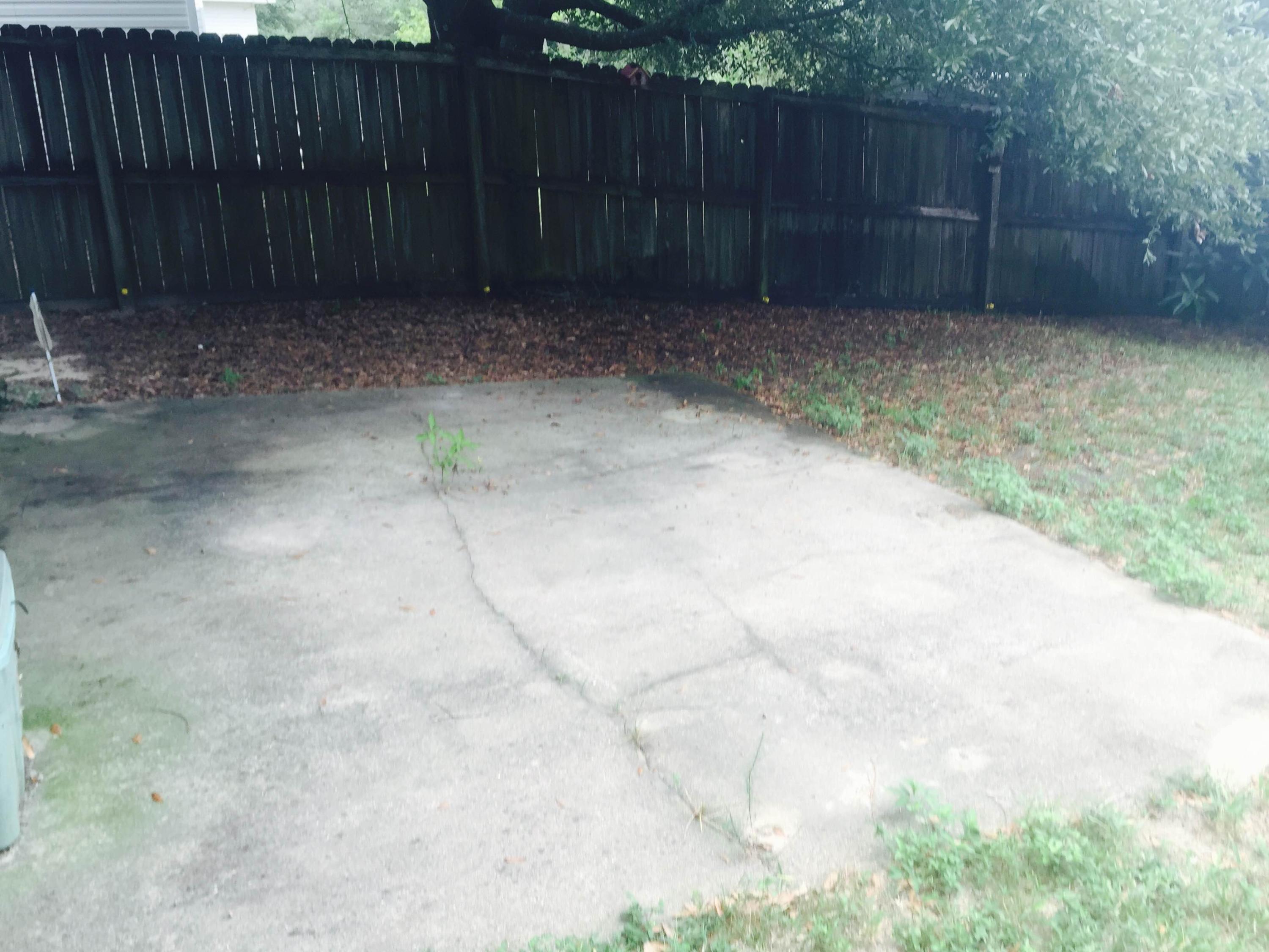 HOLLYROD PARK - Residential Lease