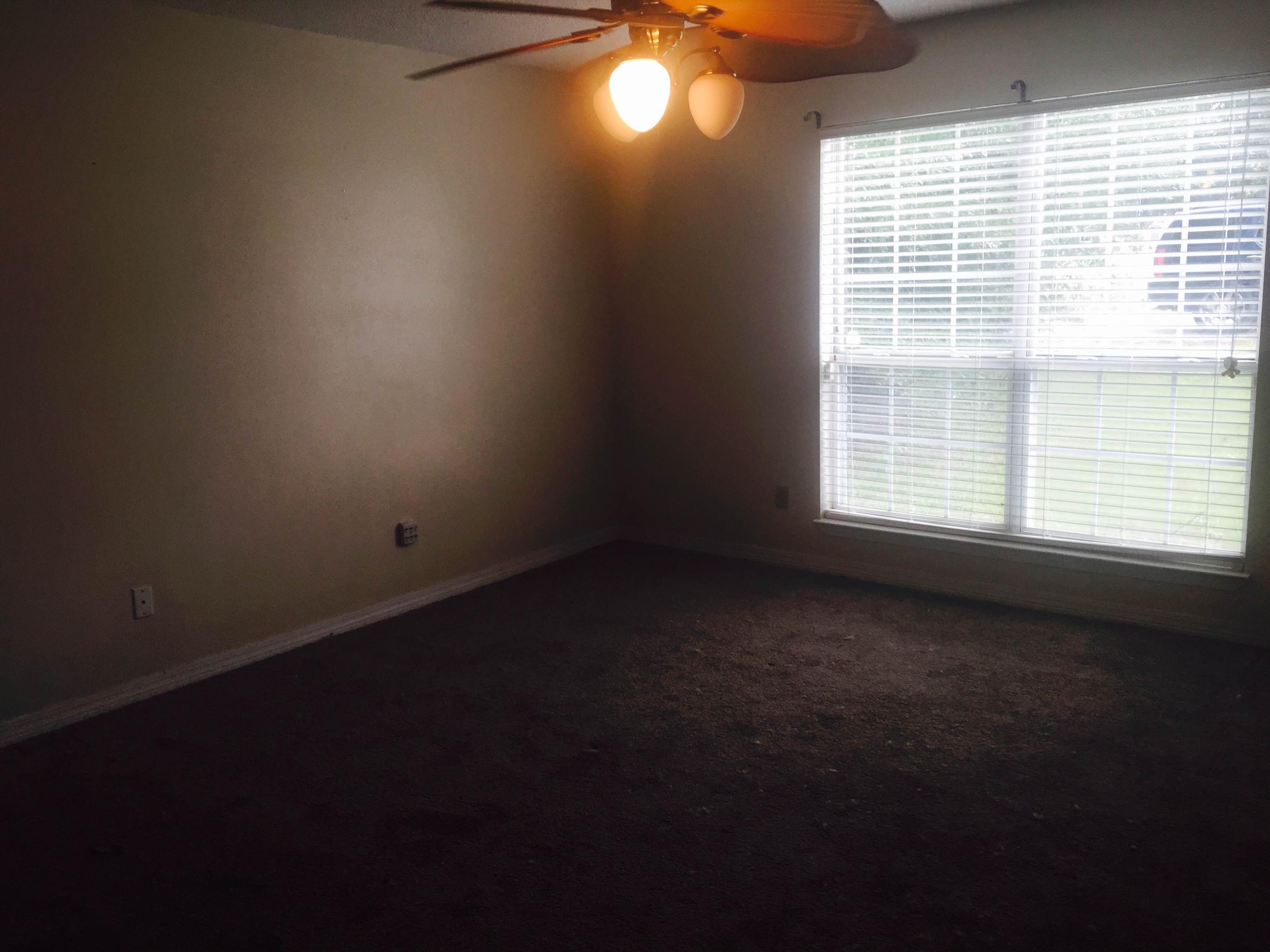 HOLLYROD PARK - Residential Lease