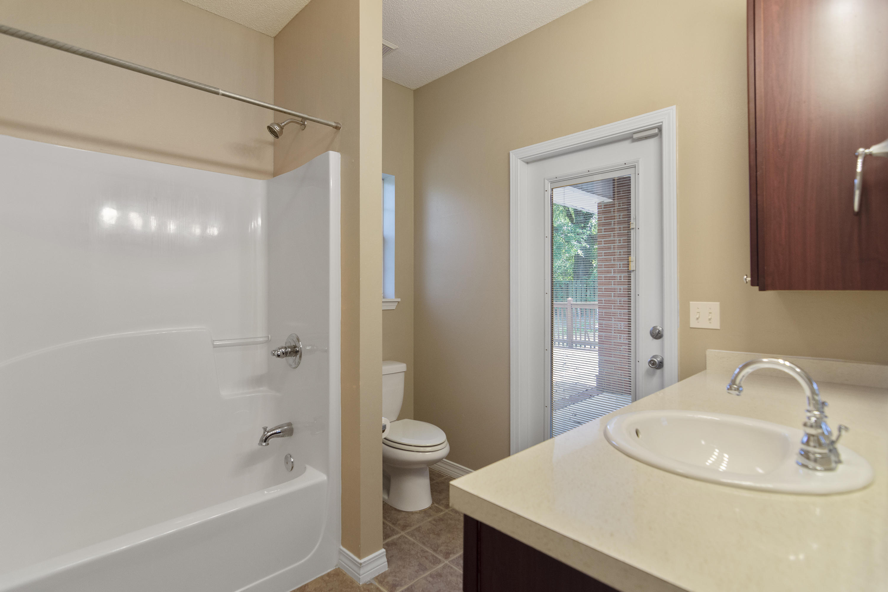 LEE FARMS PH I - Residential