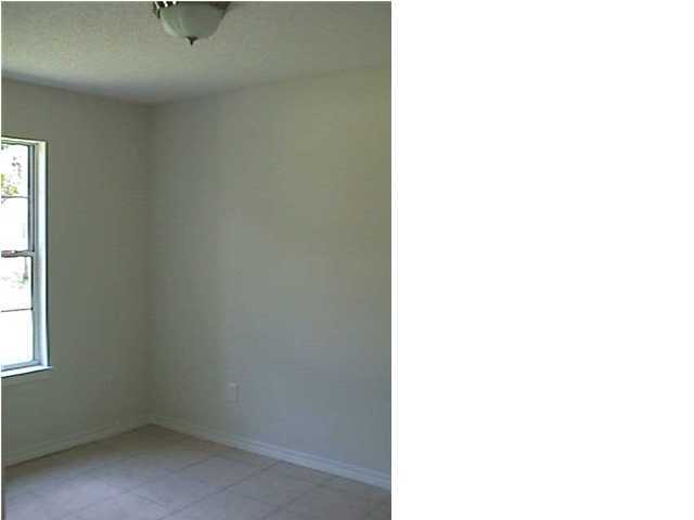 METES & BOUNDS - Residential Lease