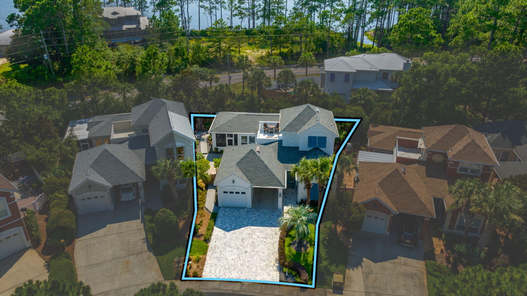 FAIRWAY VILLAS - Residential