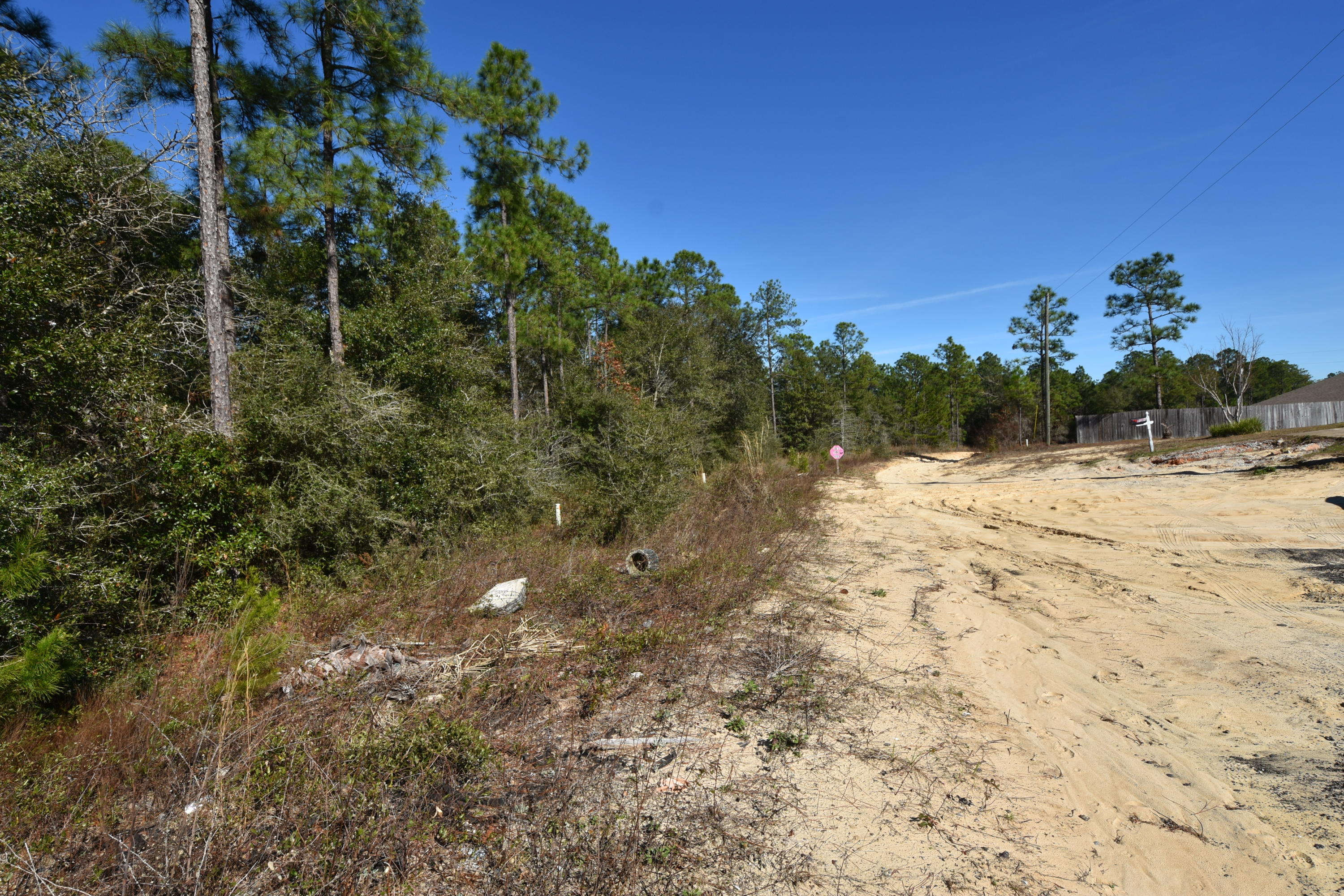 TRIPLE LAKES ESTATES - Land