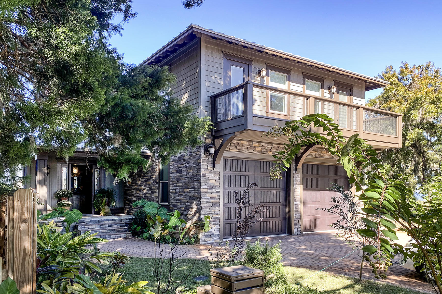 GRAYTON BAYOU - Residential