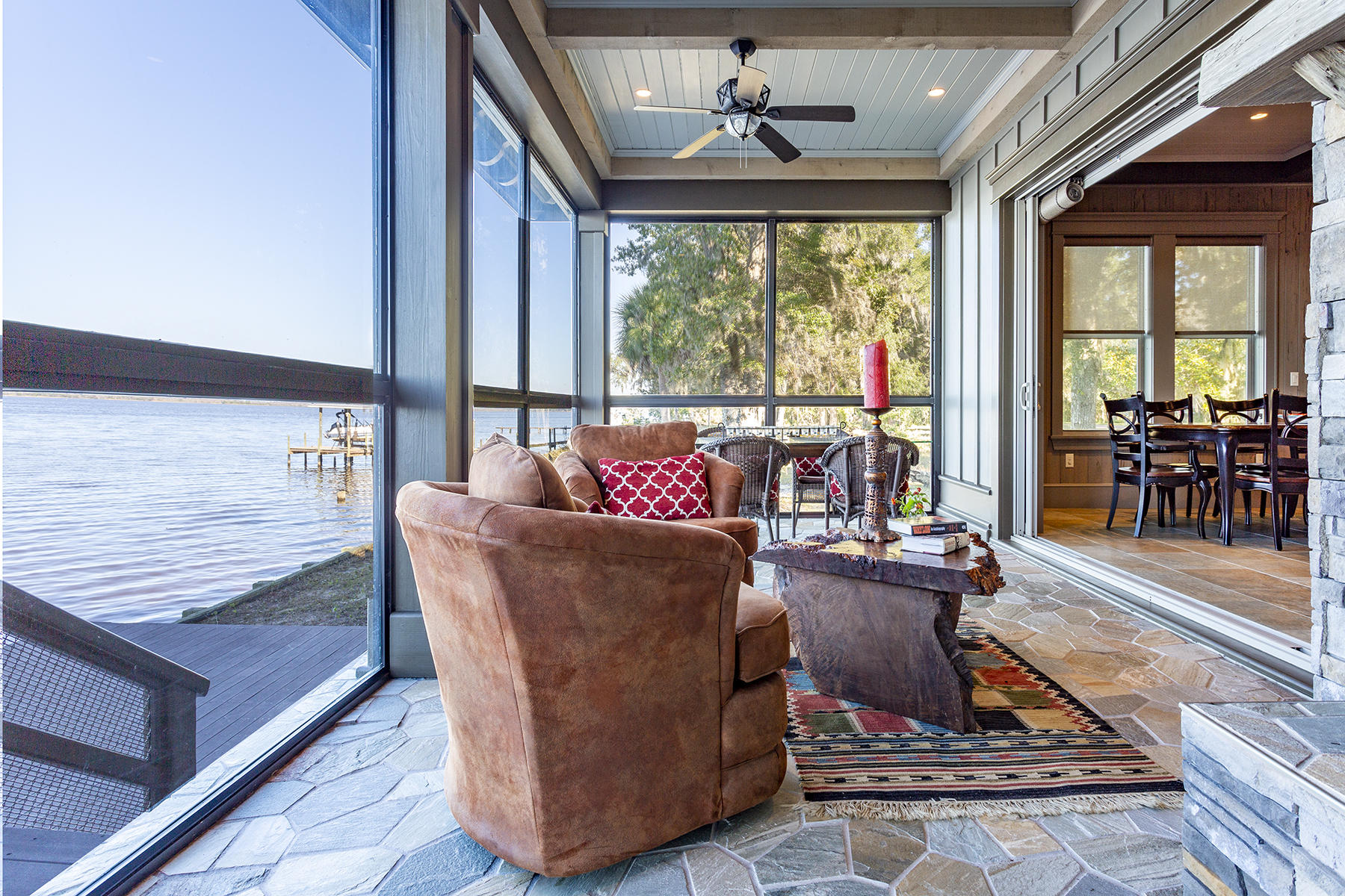 GRAYTON BAYOU - Residential