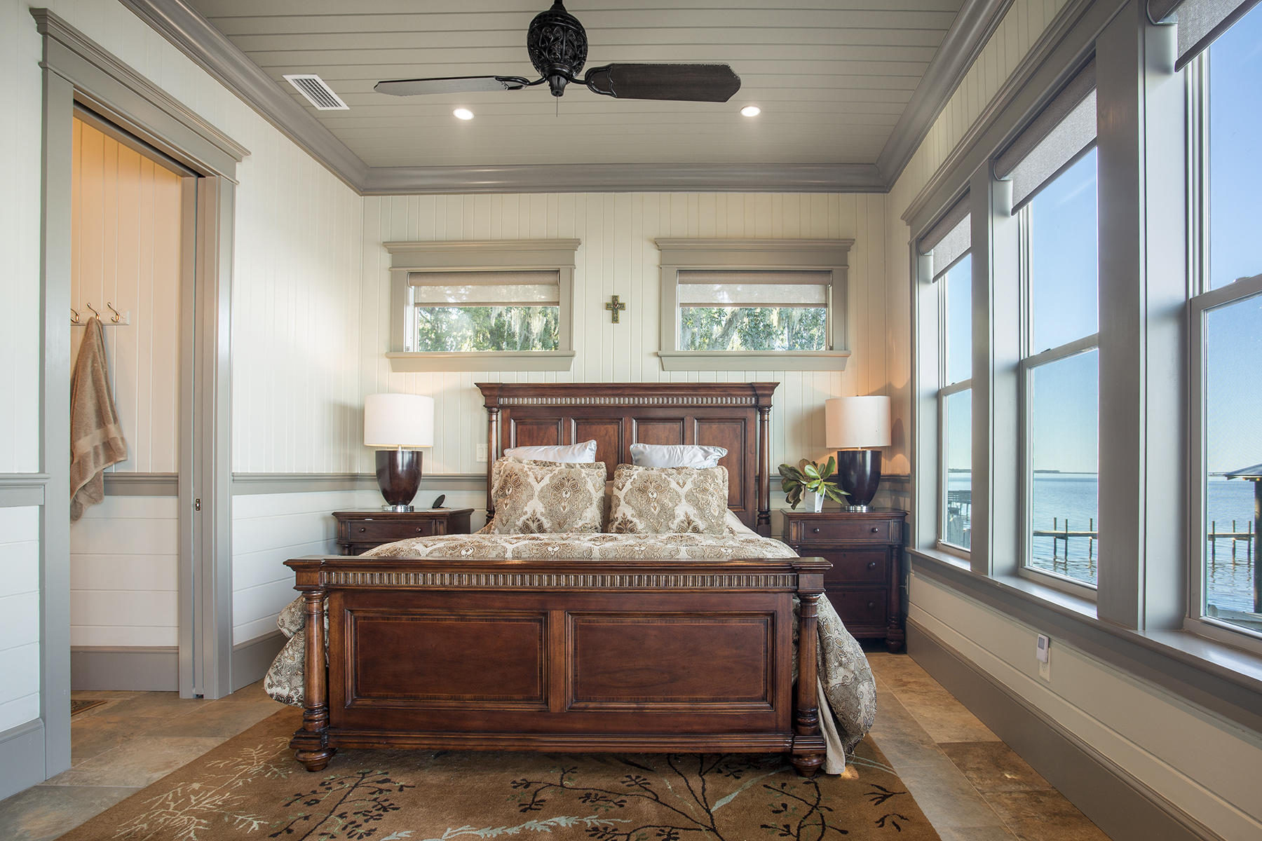 GRAYTON BAYOU - Residential