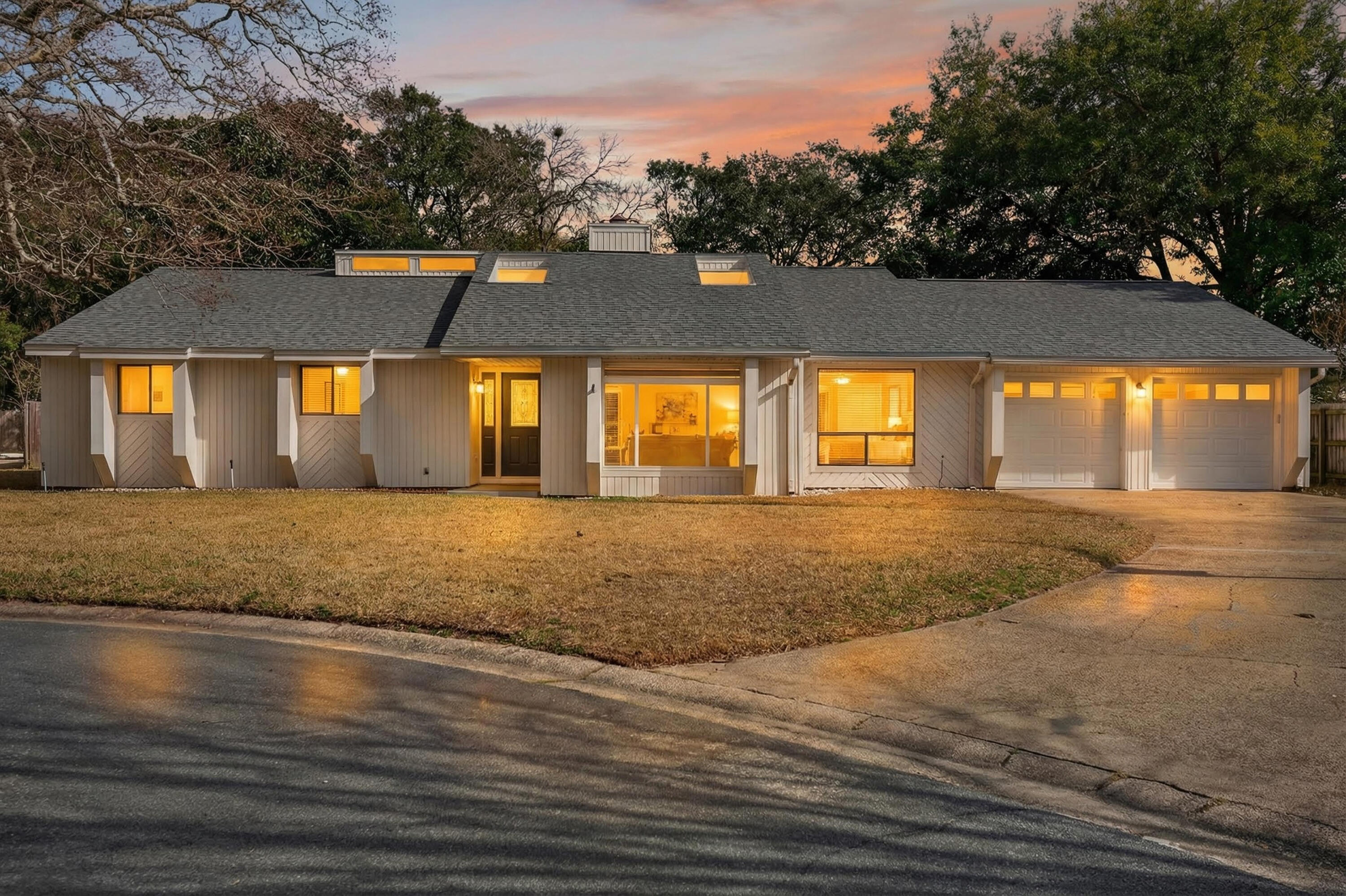 LAKE LORRAINE ESTATES 3 - Residential