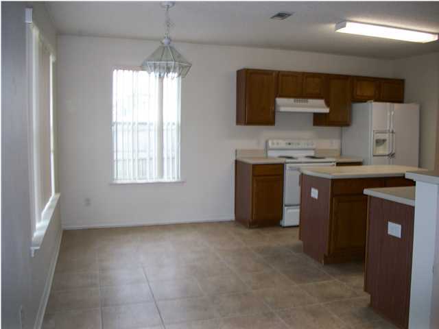 ROSS CROSSING - Residential Lease
