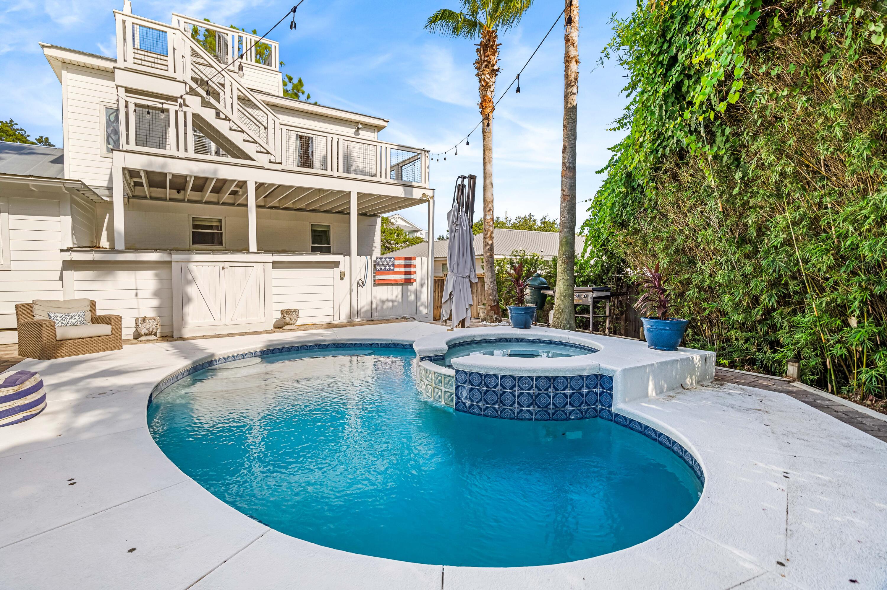 BEACH HIGHLANDS - Residential