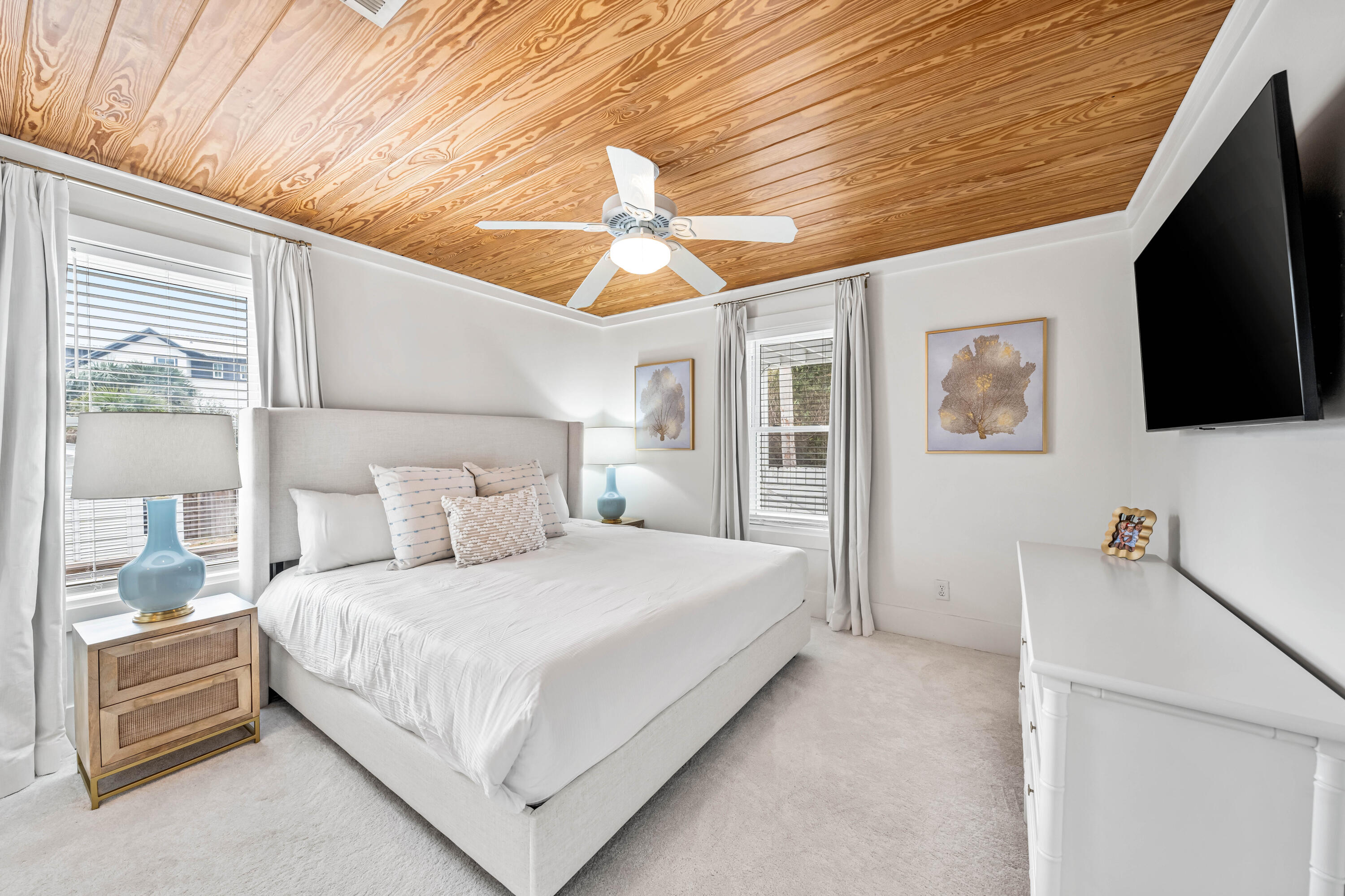 BEACH HIGHLANDS - Residential