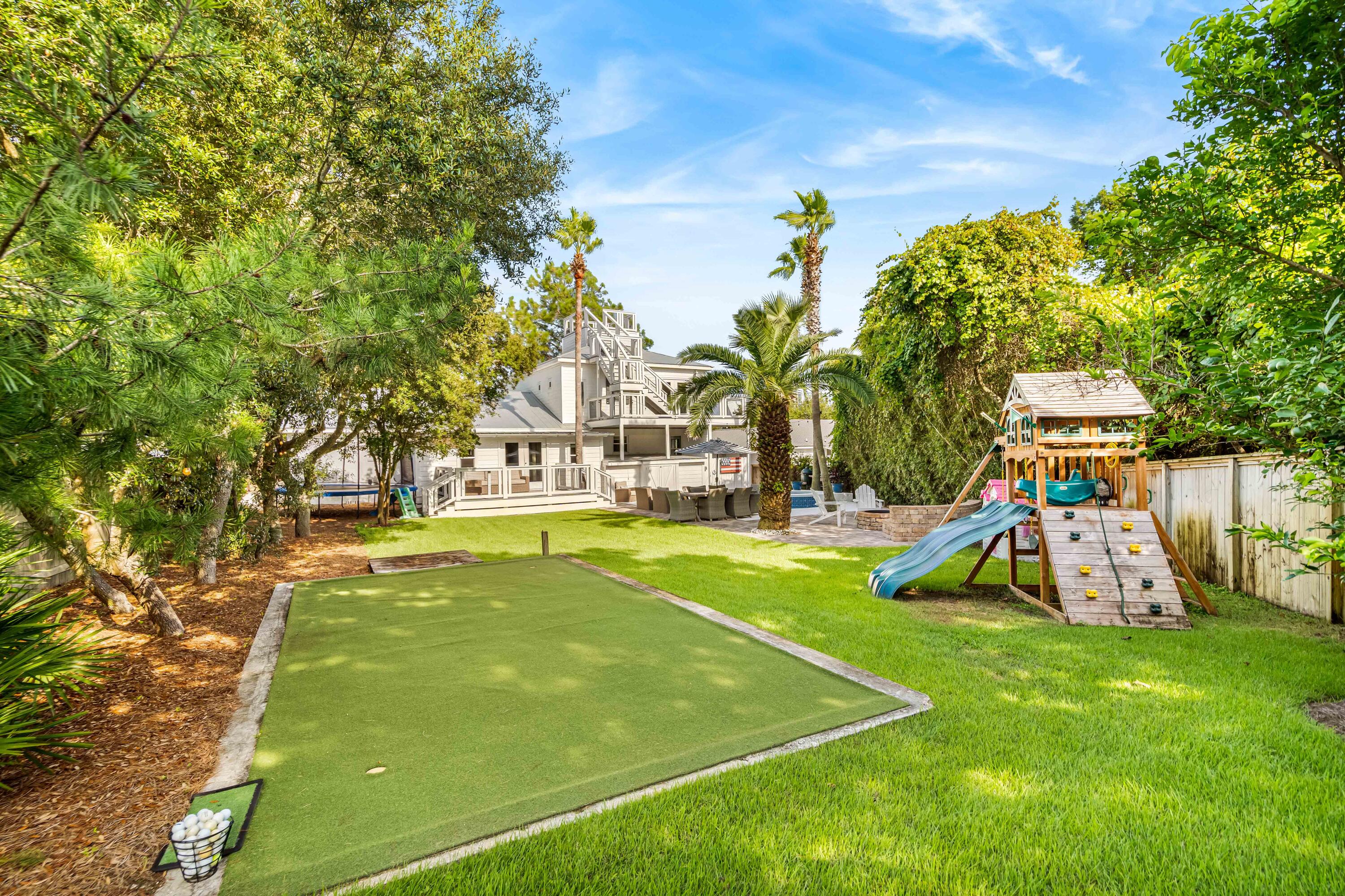 BEACH HIGHLANDS - Residential