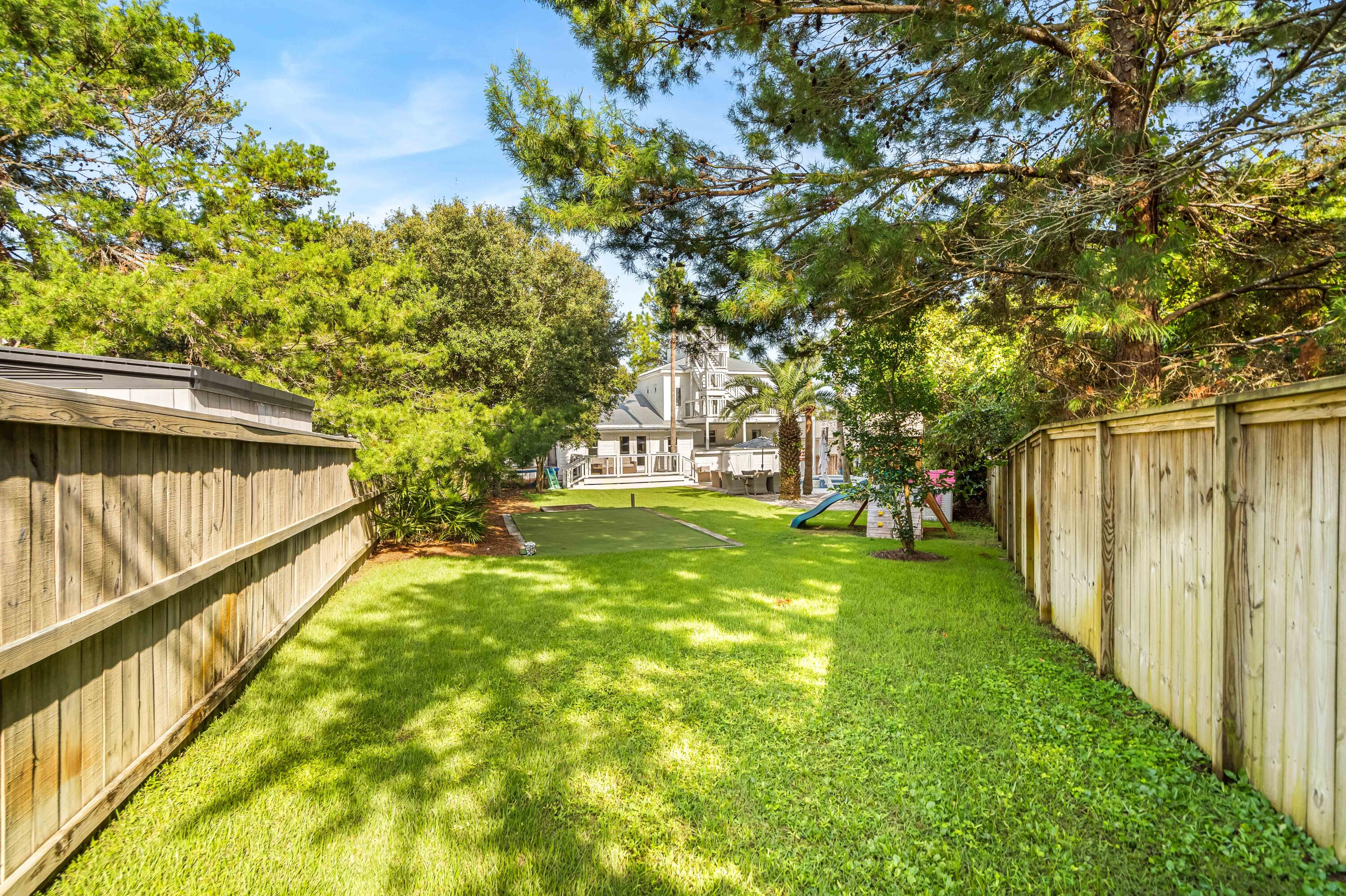 BEACH HIGHLANDS - Residential
