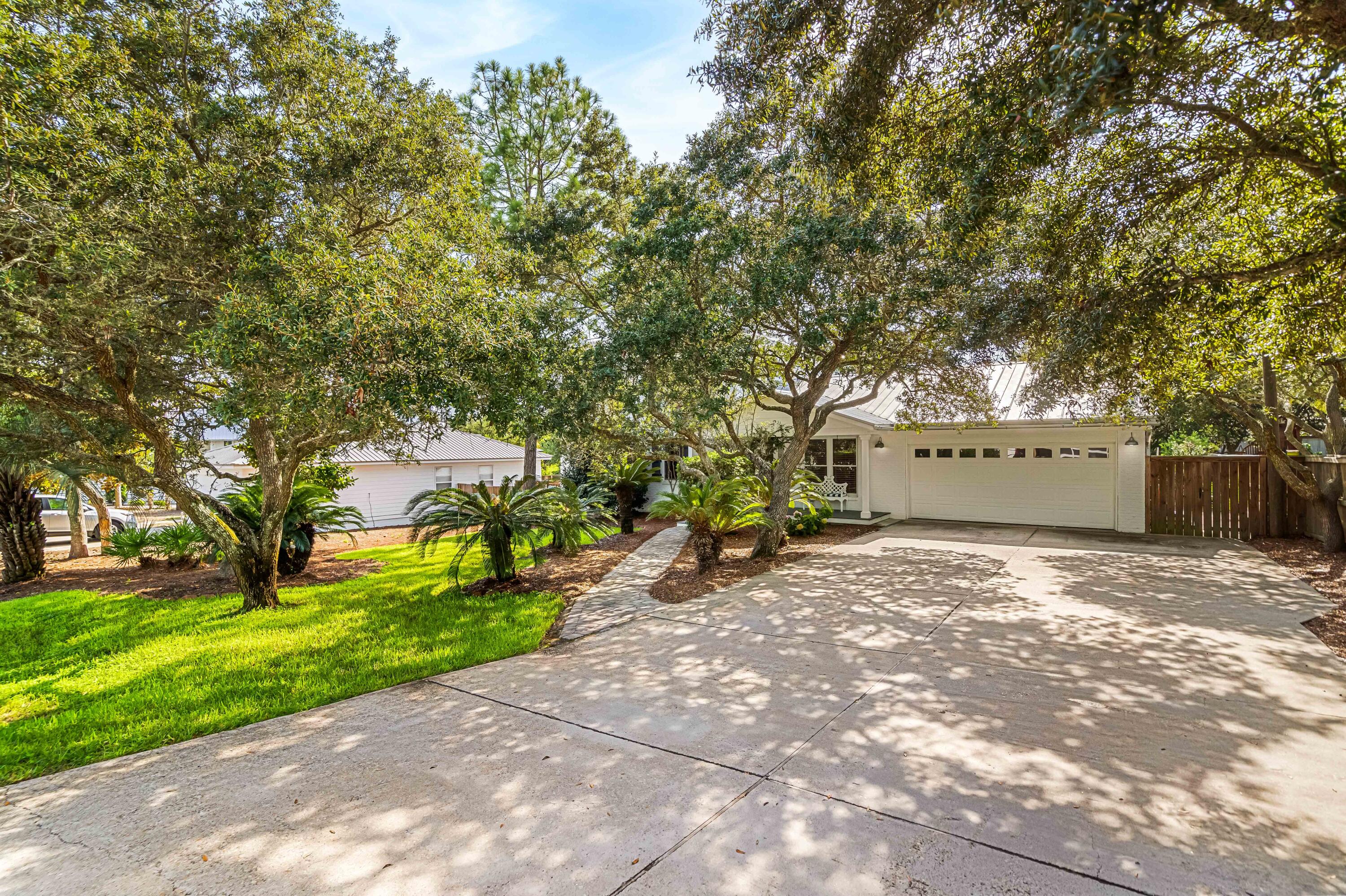 BEACH HIGHLANDS - Residential