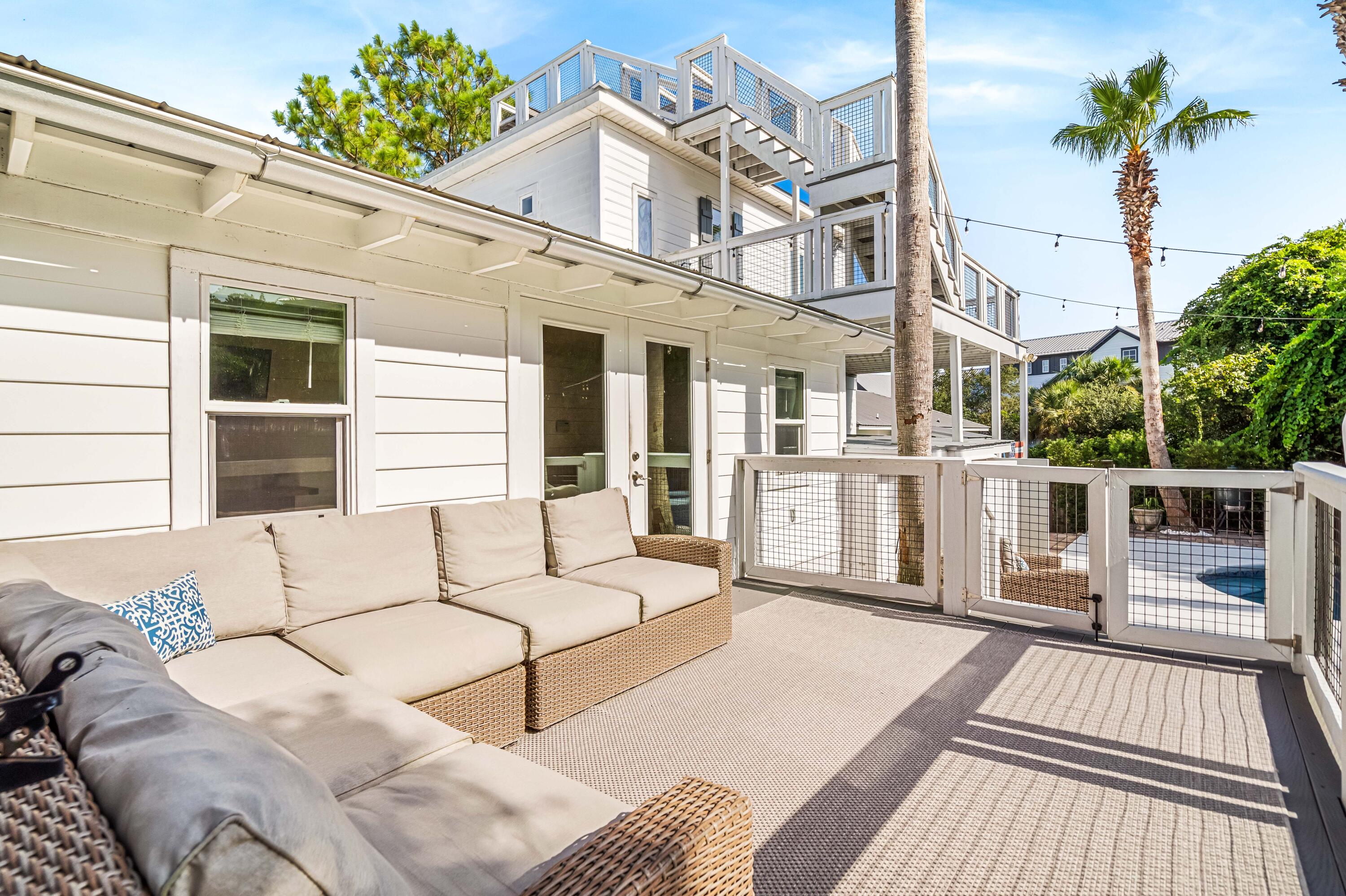 BEACH HIGHLANDS - Residential